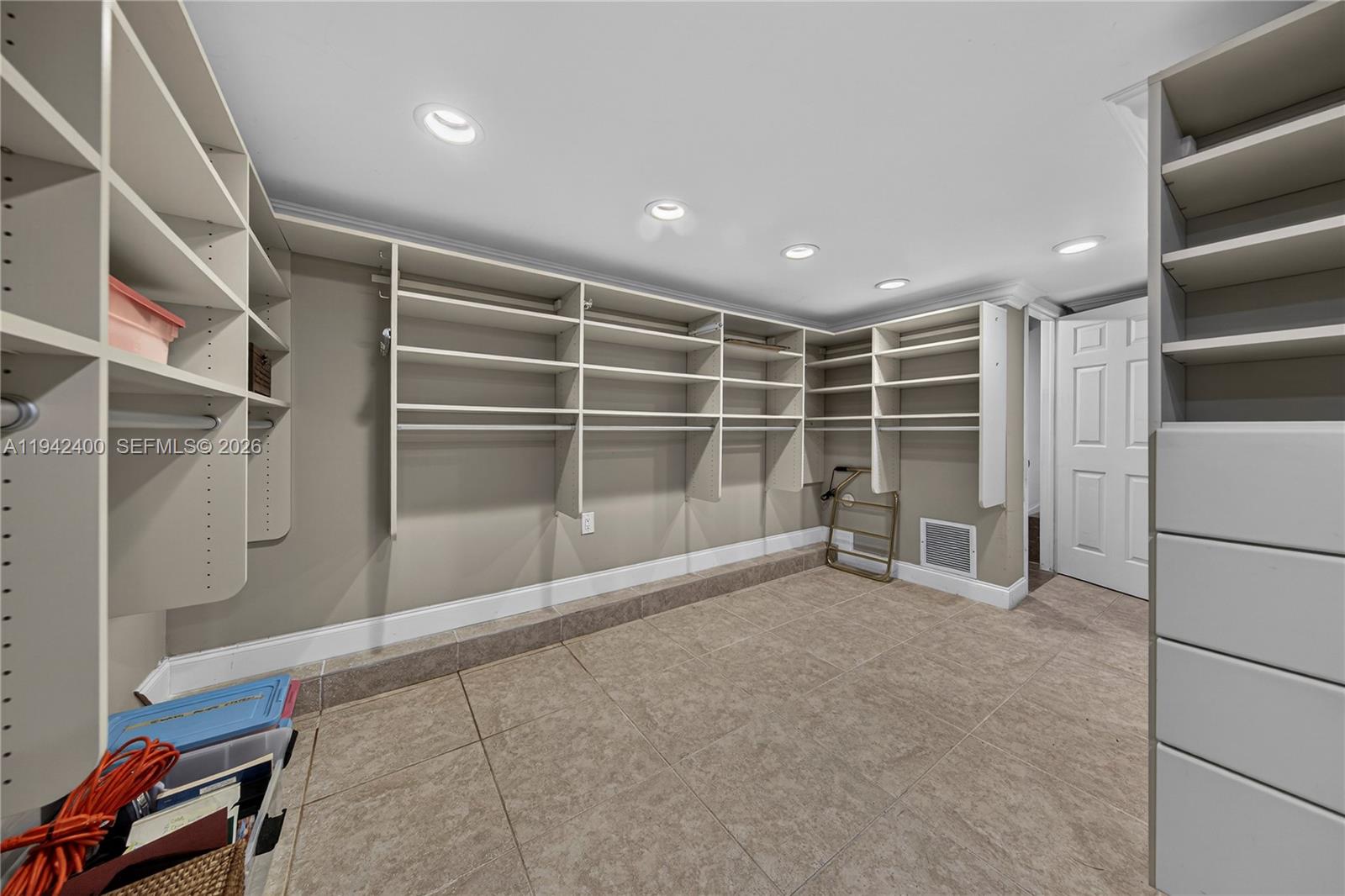 1194 Hillsboro Mile # 12