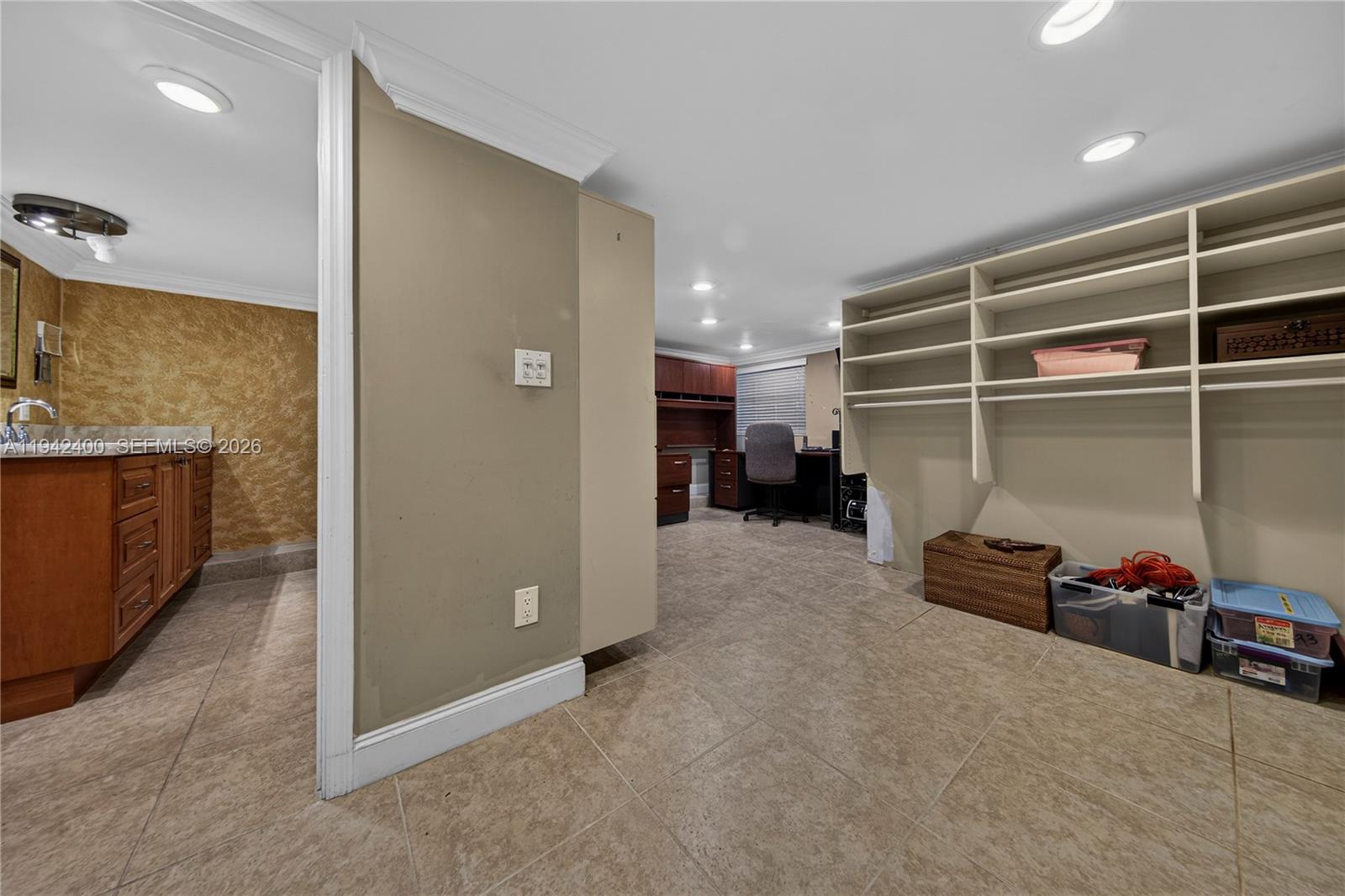 1194 Hillsboro Mile # 12