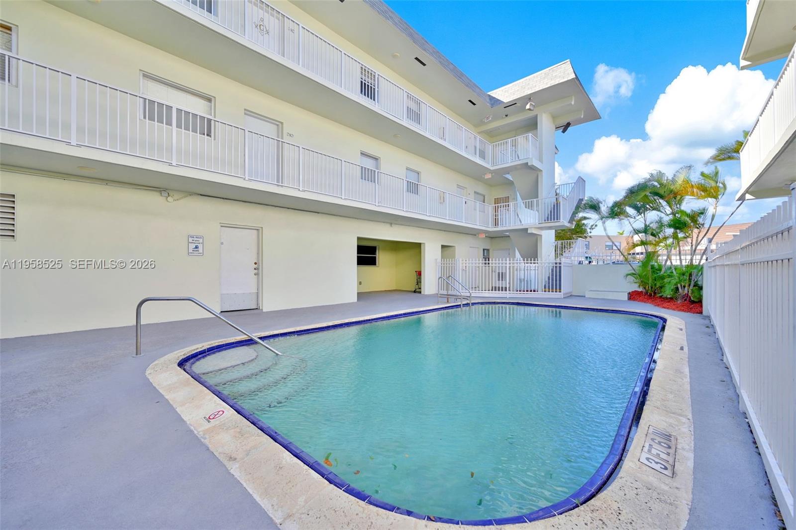 12890 NE 8th Ave # 203