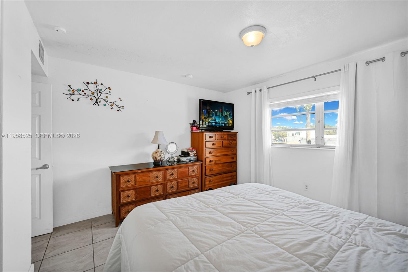 12890 NE 8th Ave # 203
