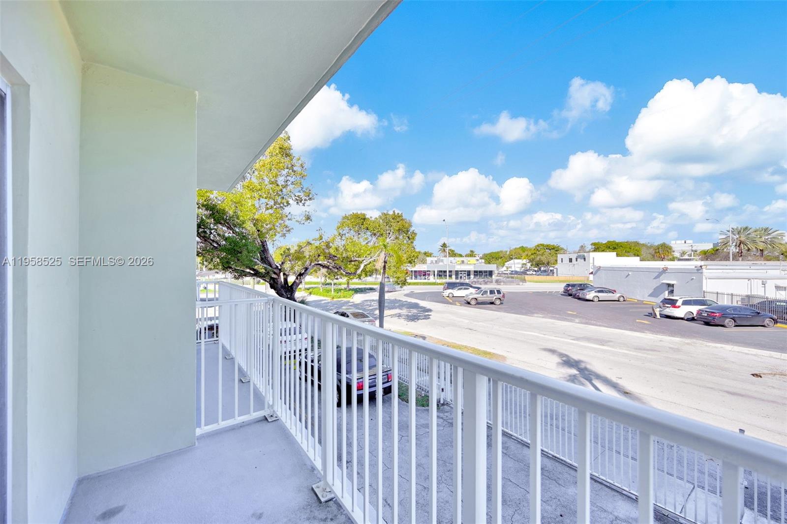 12890 NE 8th Ave # 203