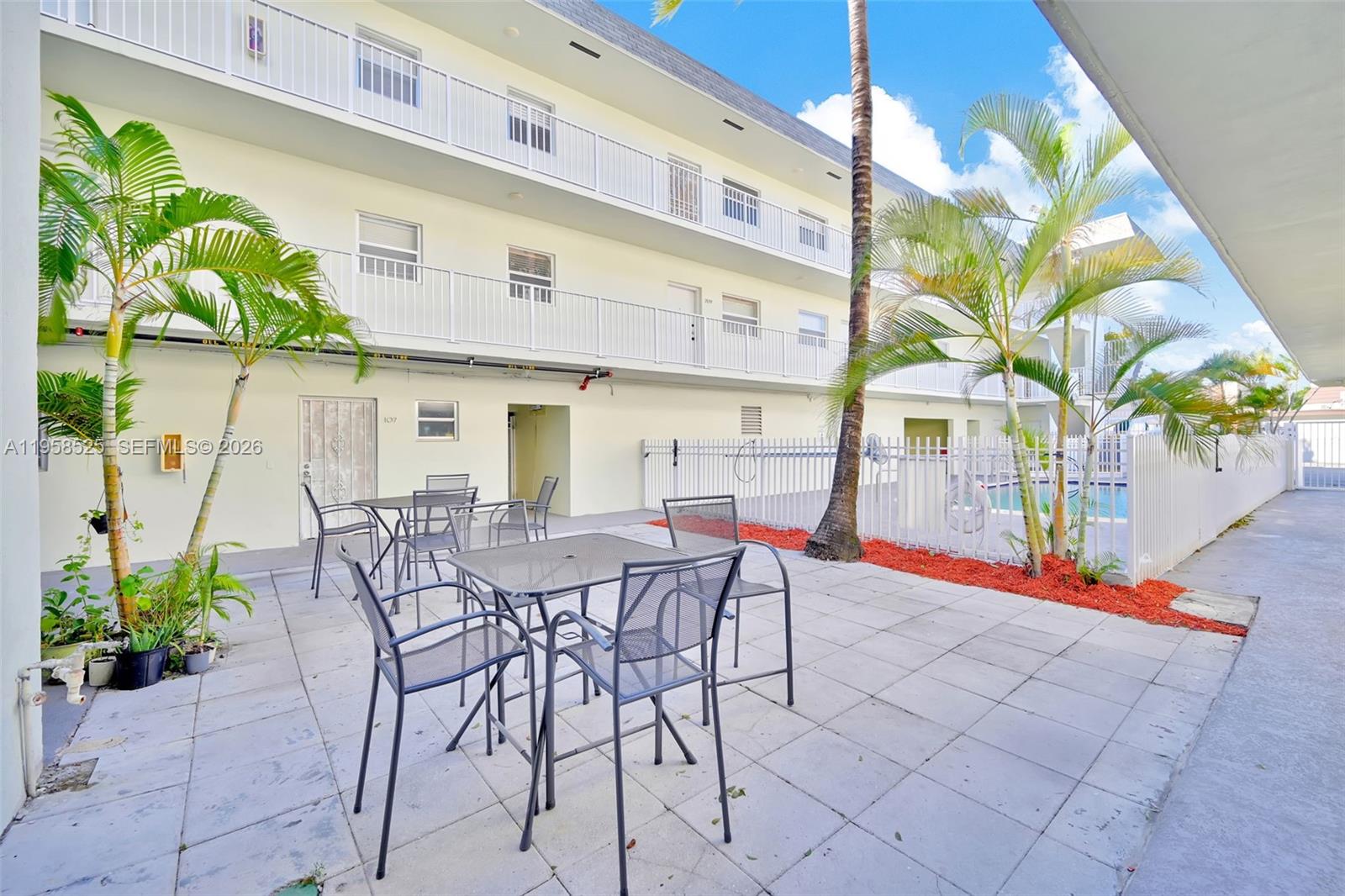 12890 NE 8th Ave # 203