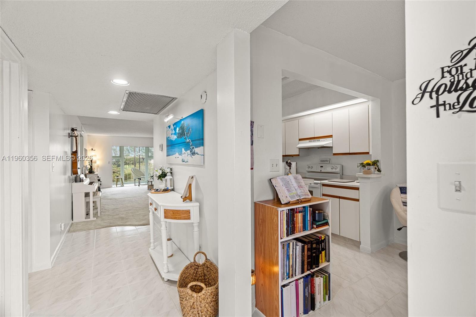 1803 Eleuthera Pt # G4