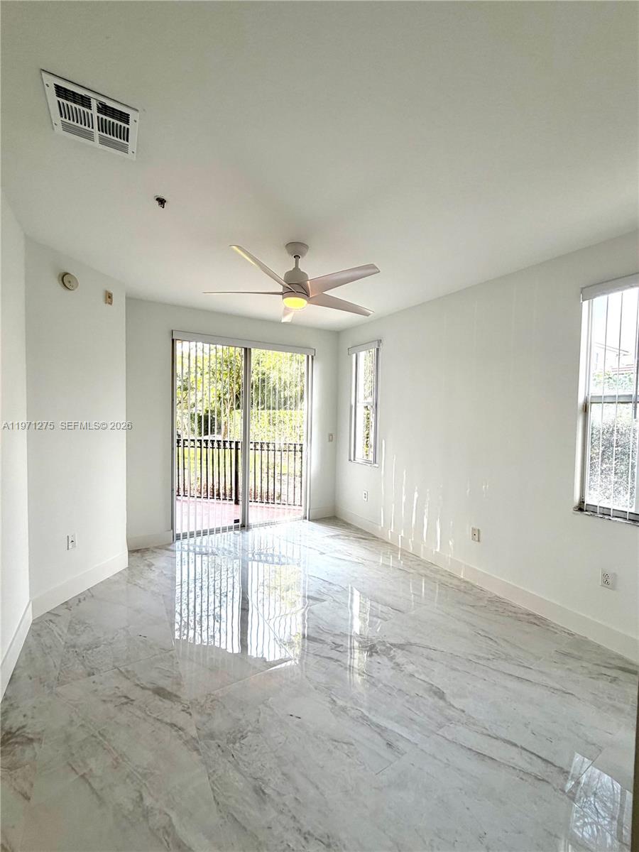 4402 SW 160th Ave # 918