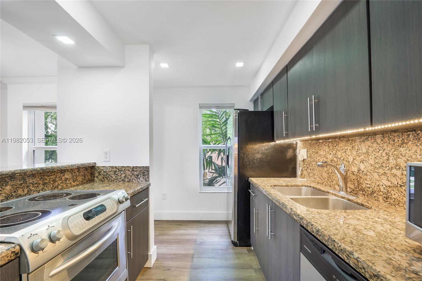 235 Antilla Ave # 7
