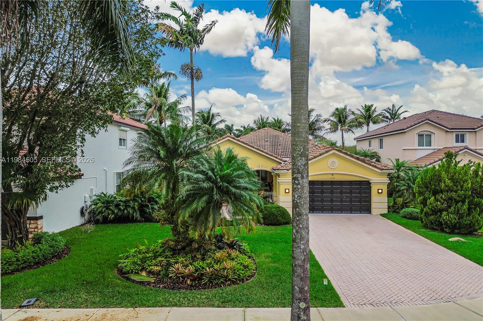 1279 Leeward Way