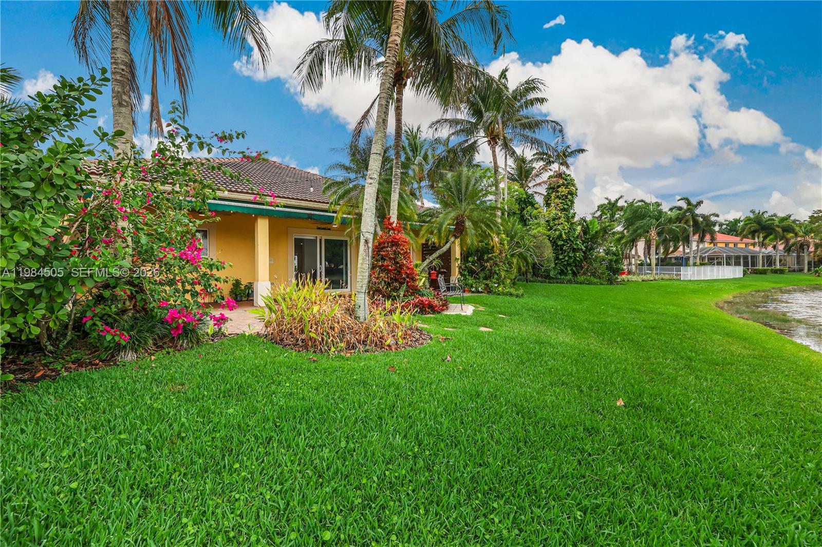 1279 Leeward Way