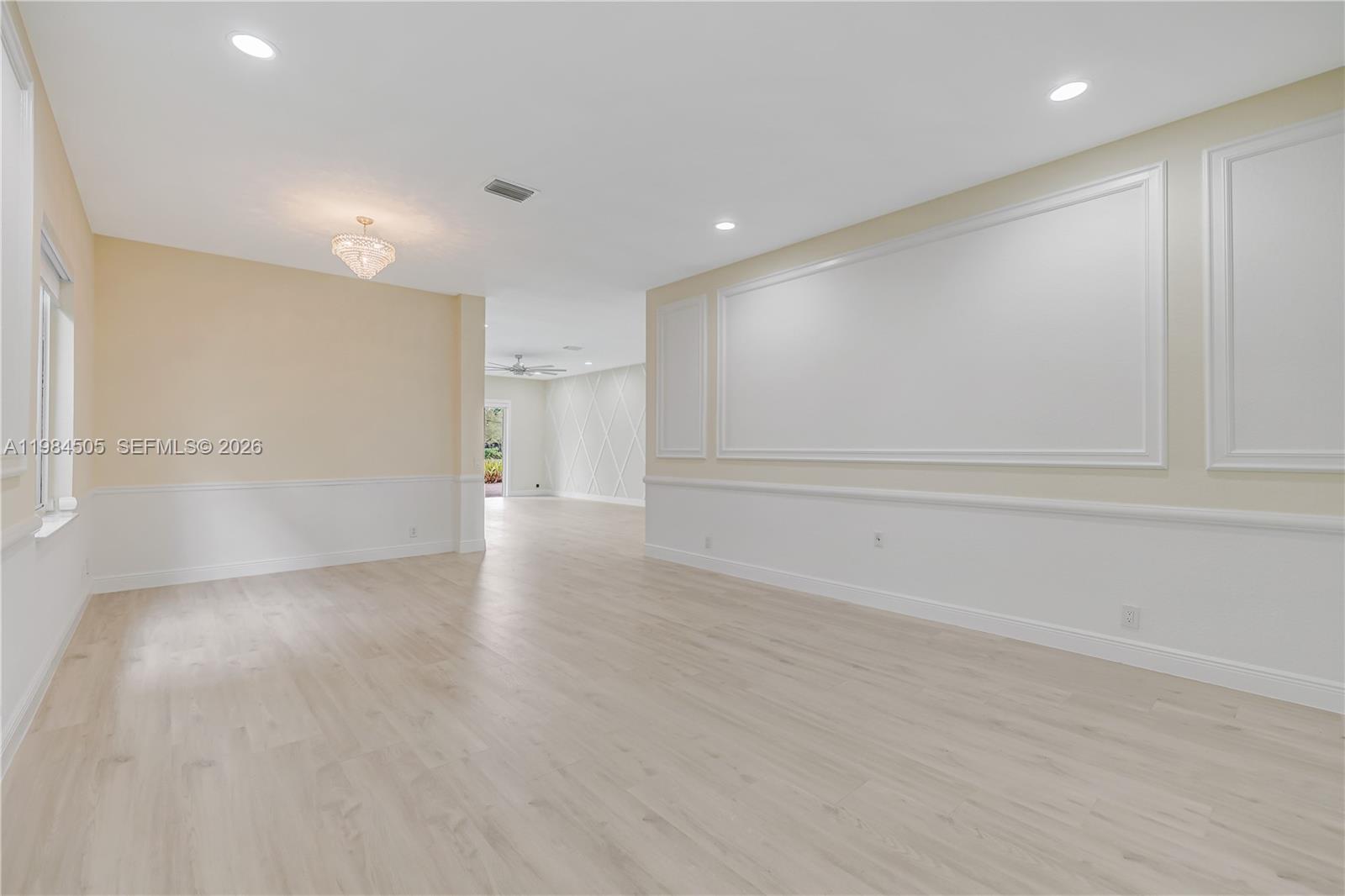 1279 Leeward Way