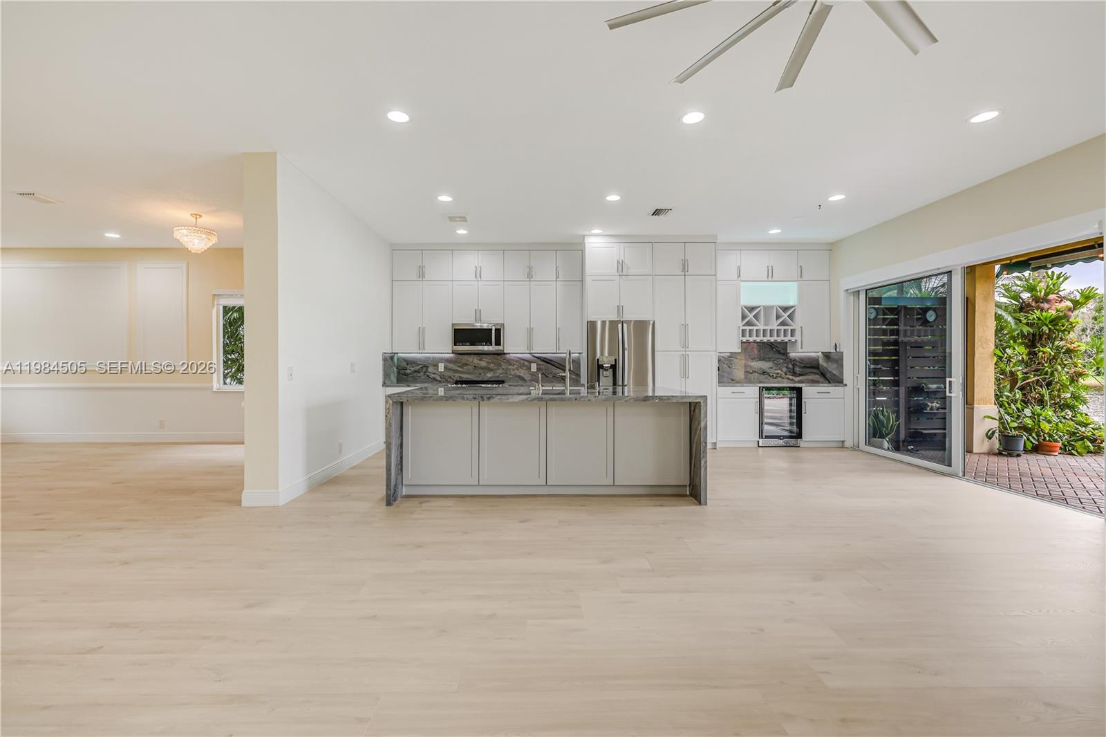 1279 Leeward Way