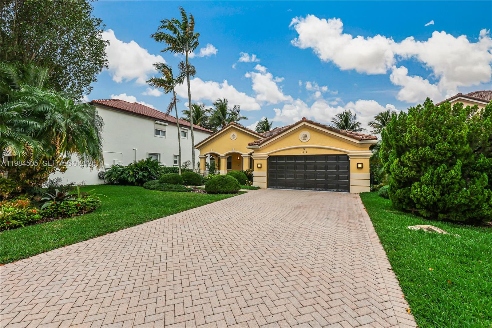 1279 Leeward Way