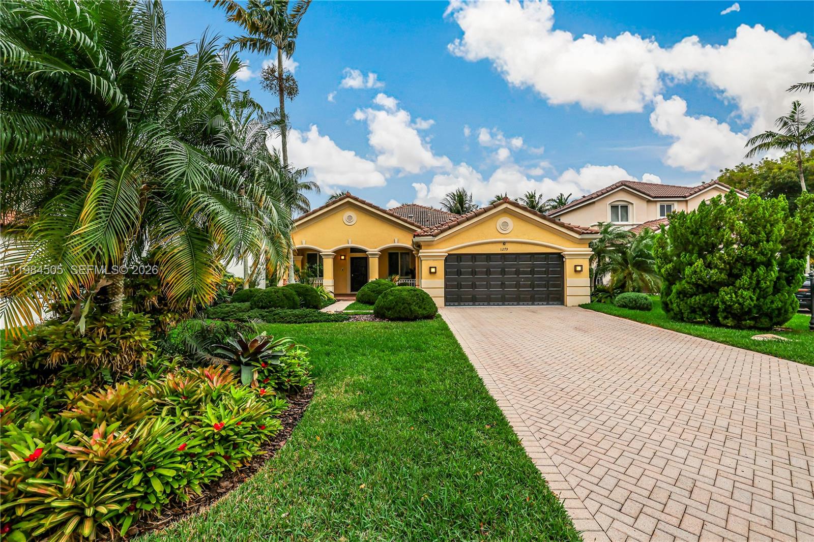 1279 Leeward Way