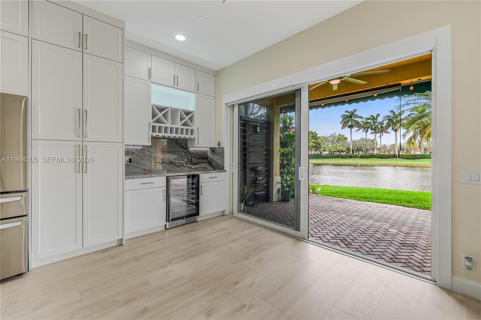 1279 Leeward Way