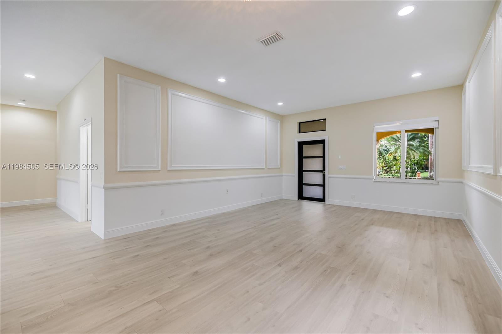 1279 Leeward Way