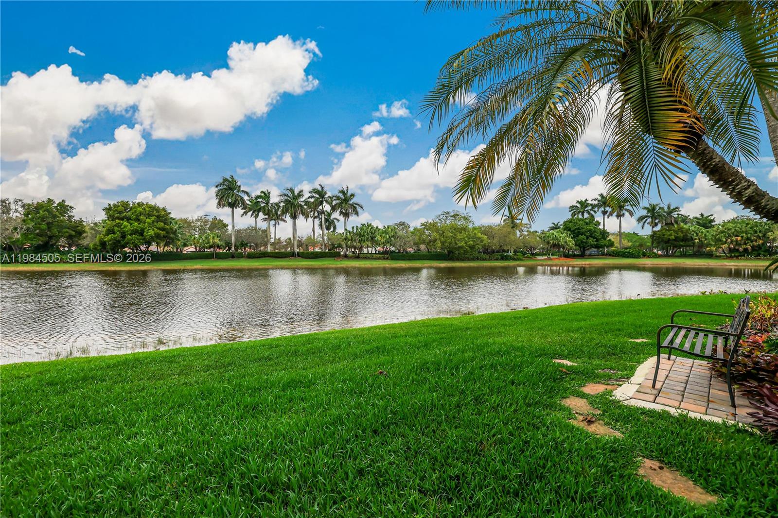 1279 Leeward Way