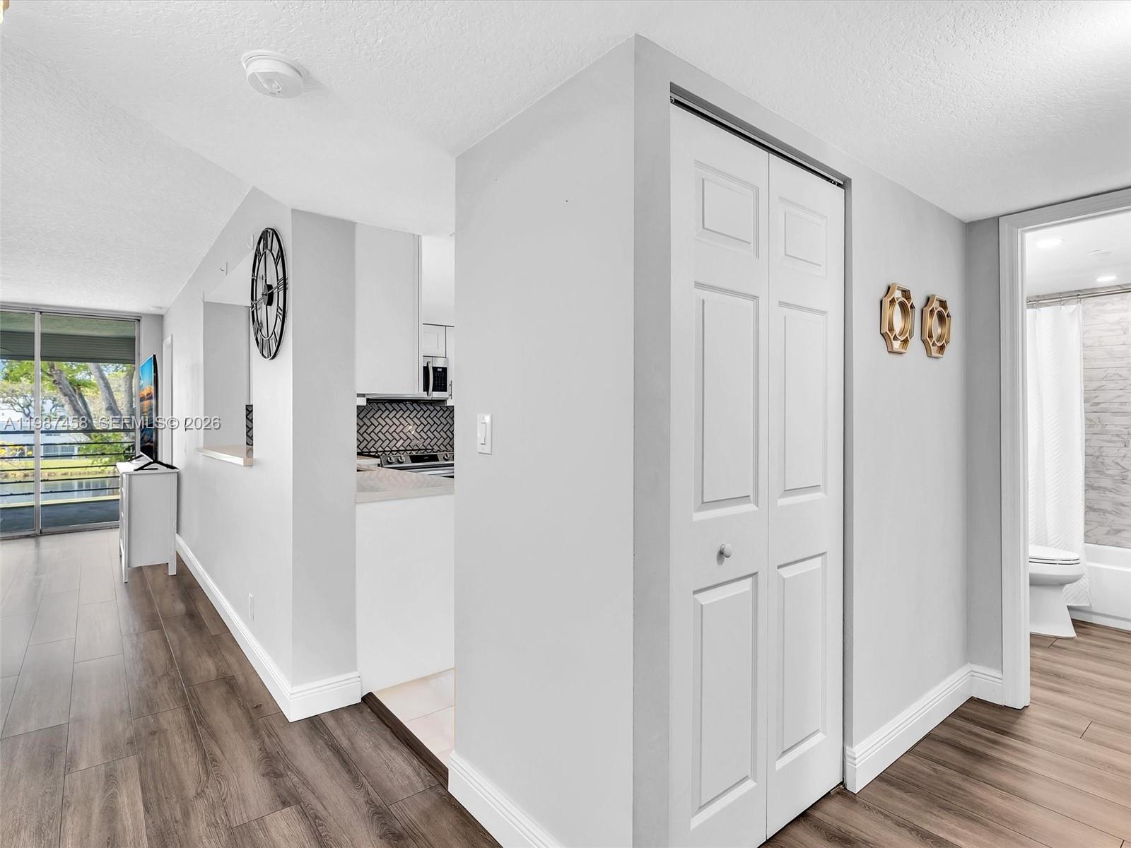 1811 Sabal Palm Dr # 307