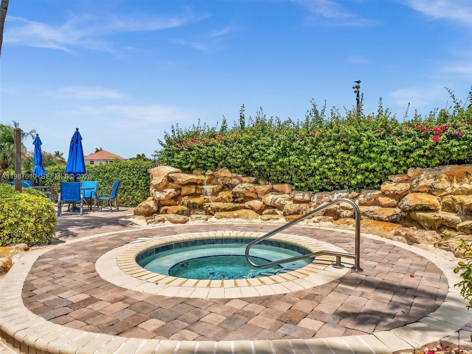 8878 Cobblestone Point Cir