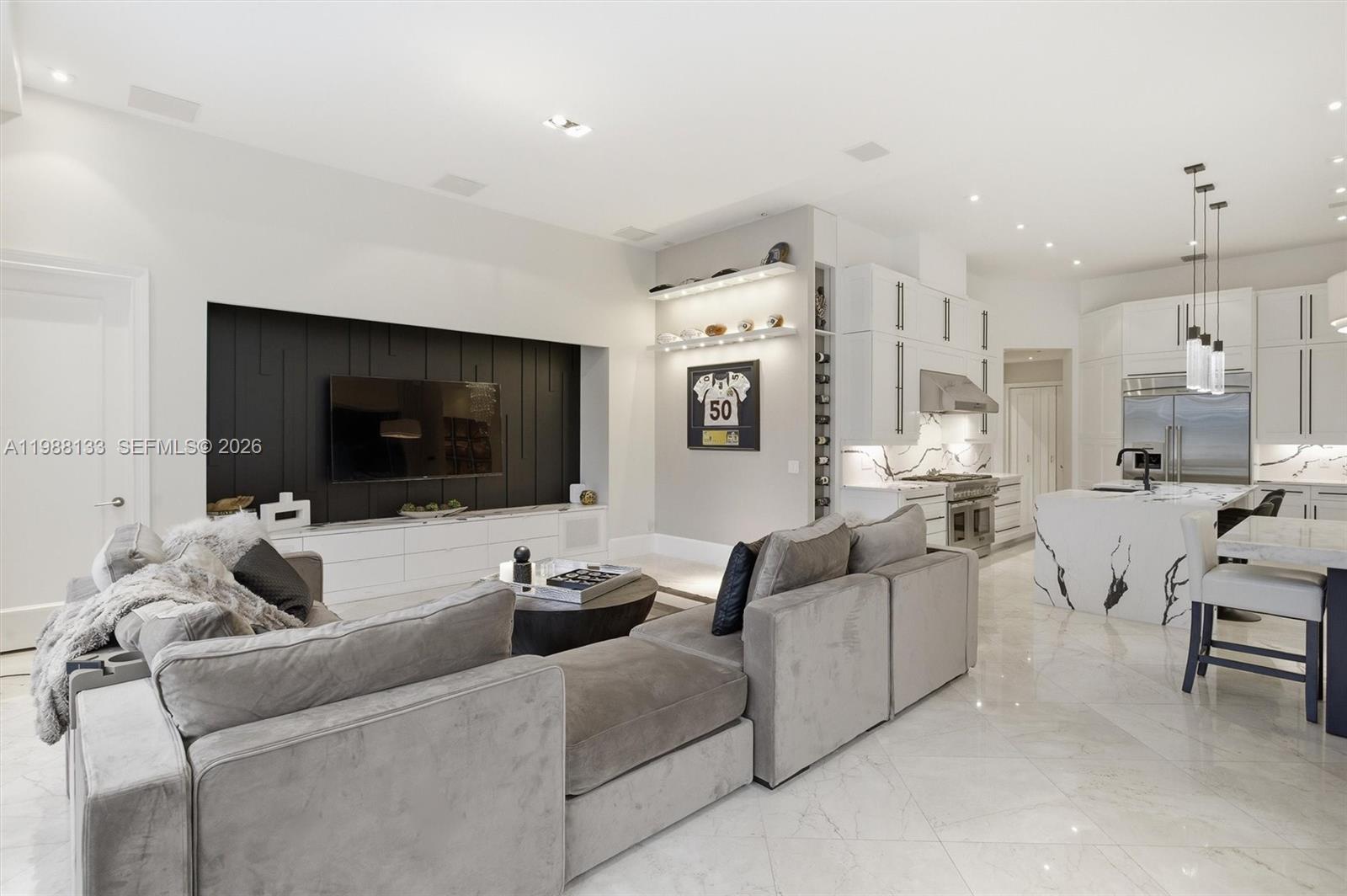 611 Sweet Bay Ave