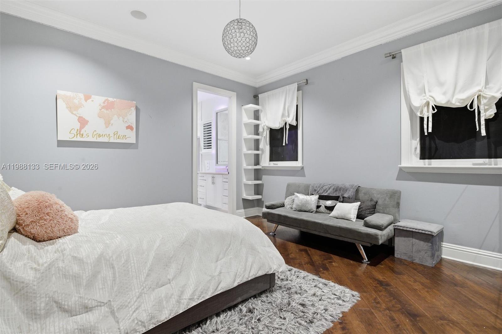 611 Sweet Bay Ave