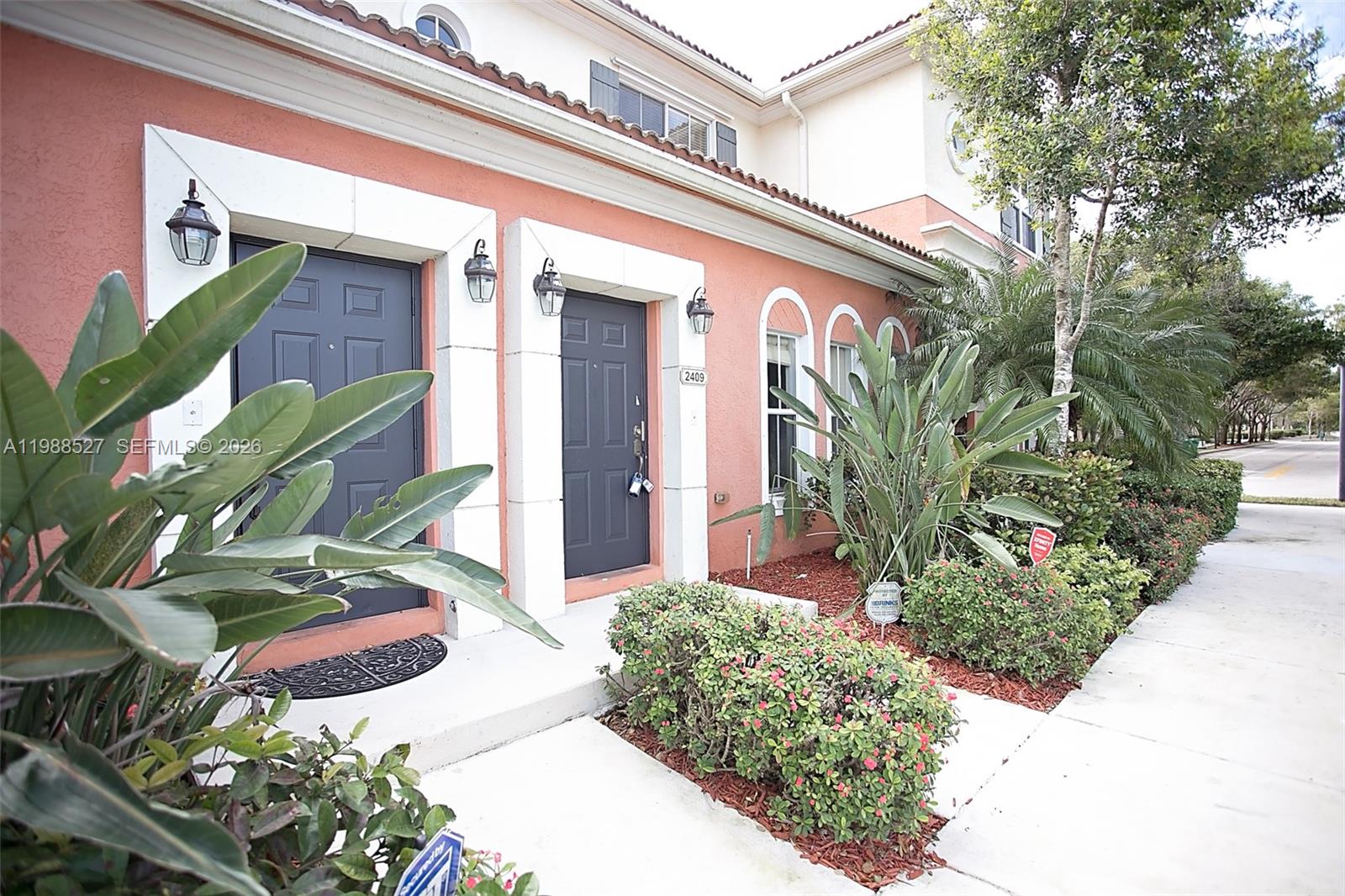 2409 SW 99th Way