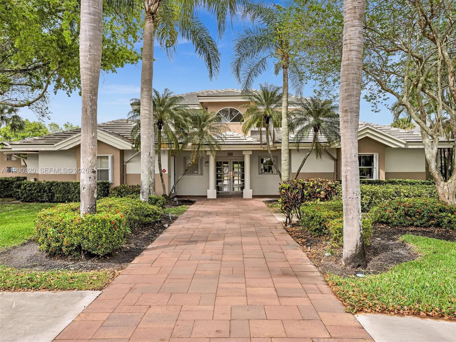 9777 Westview Dr # 1114