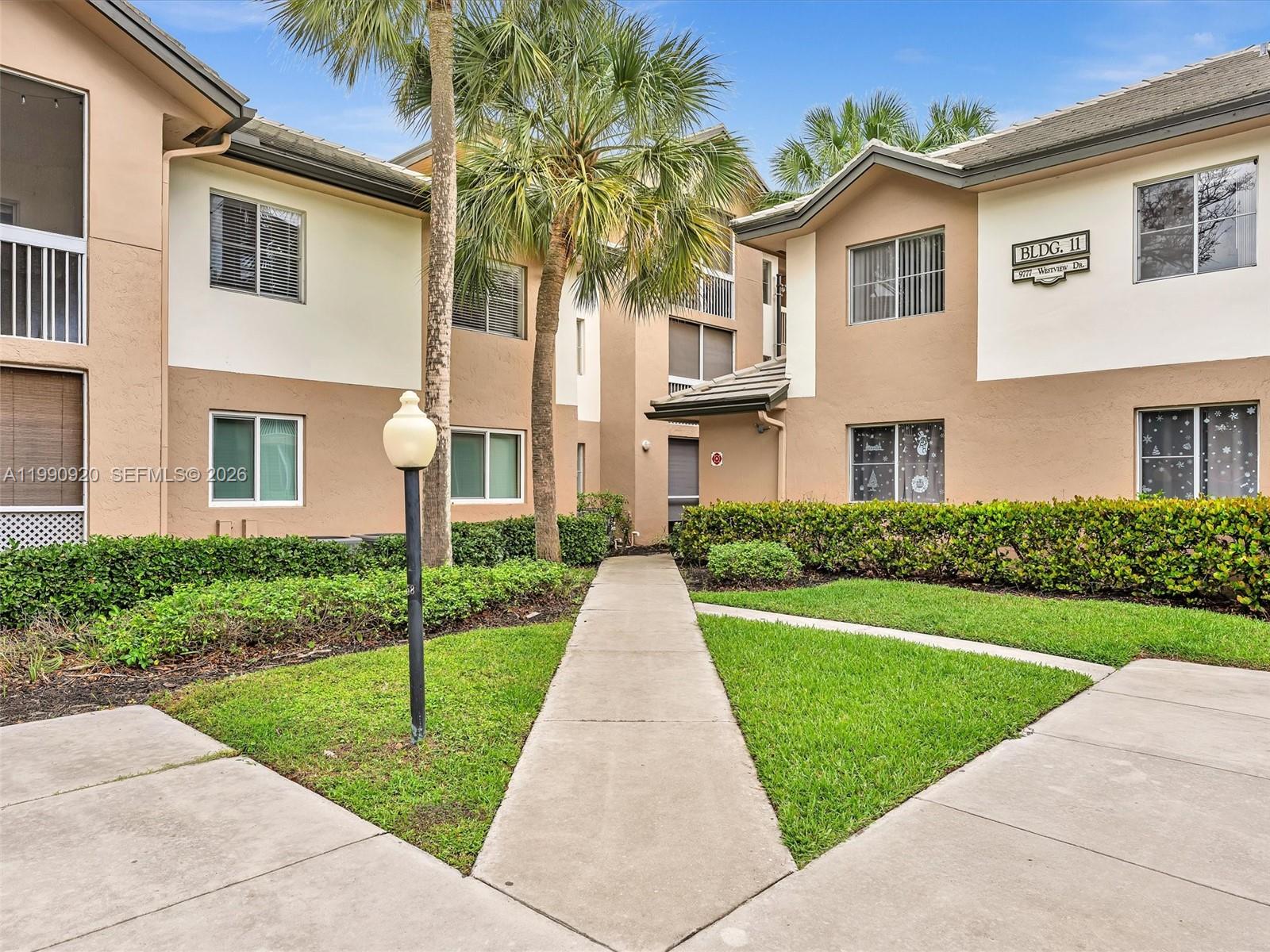 9777 Westview Dr # 1114