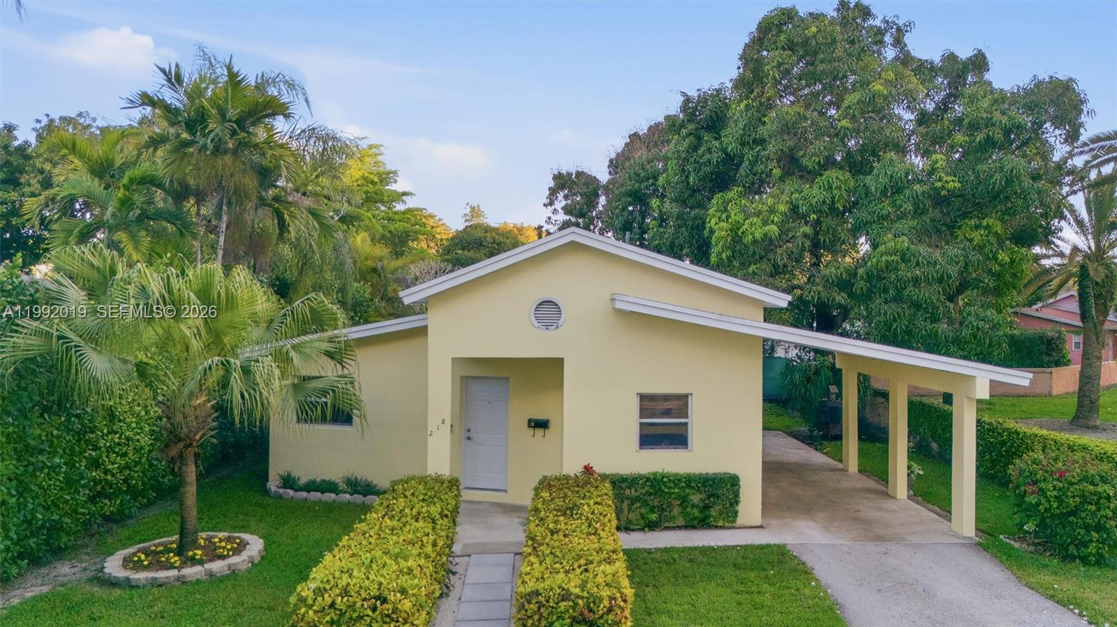 218 Frow Ave