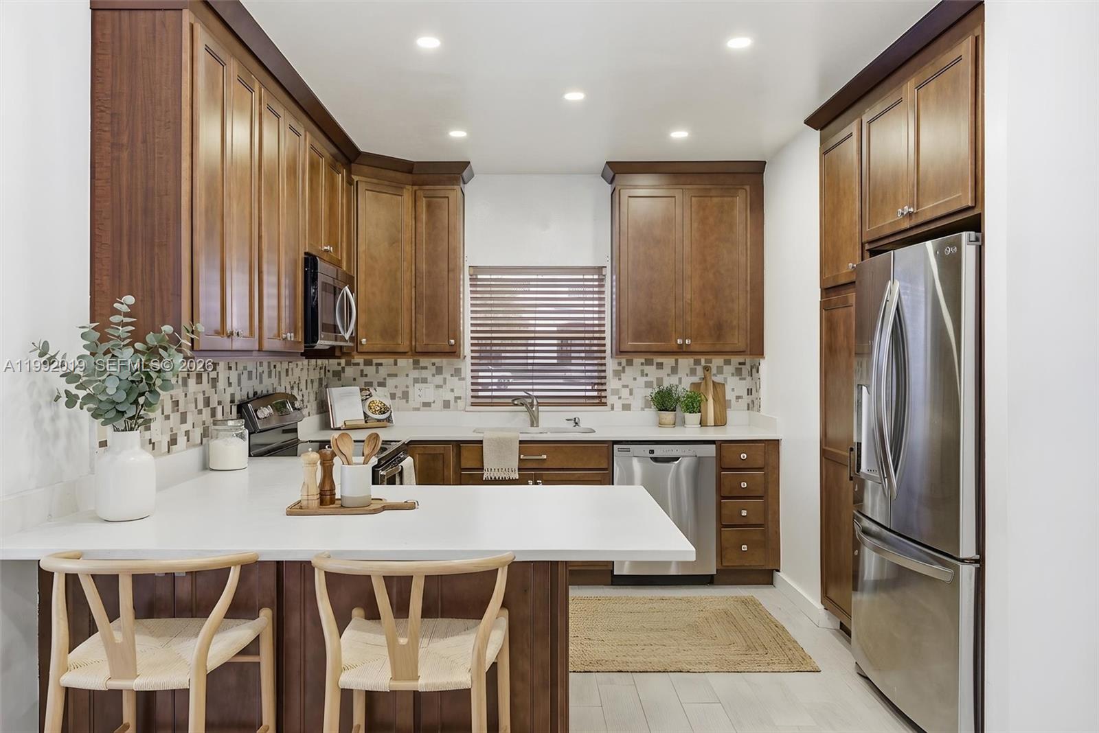 218 Frow Ave