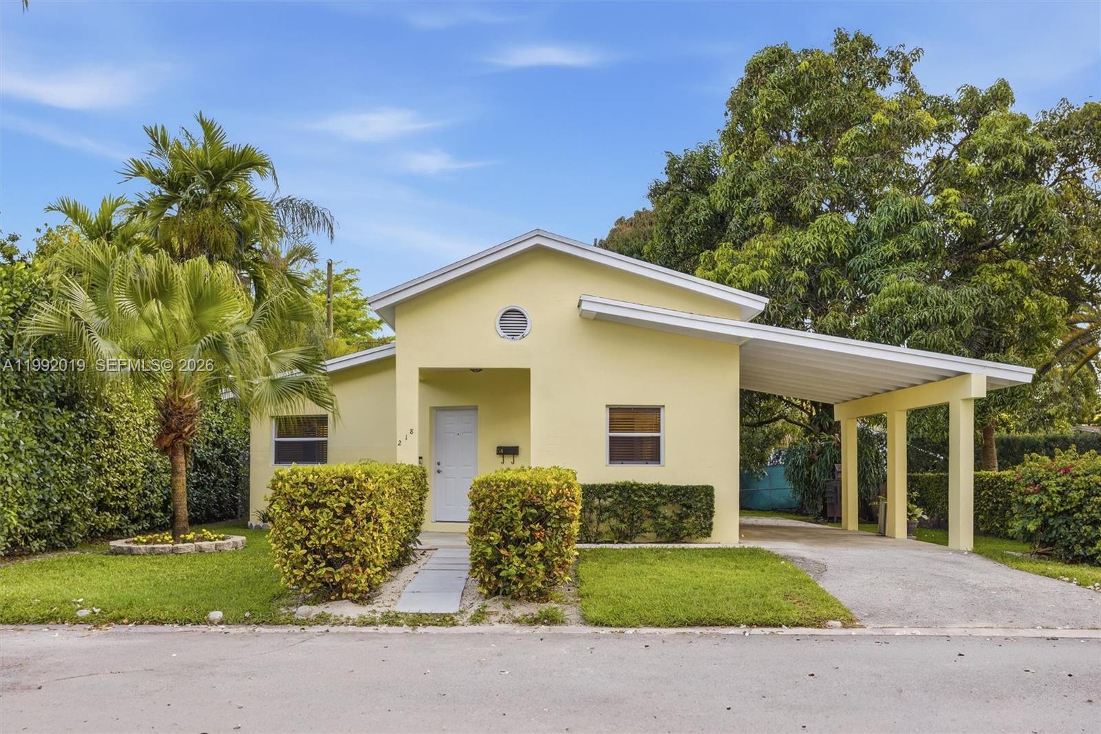 218 Frow Ave