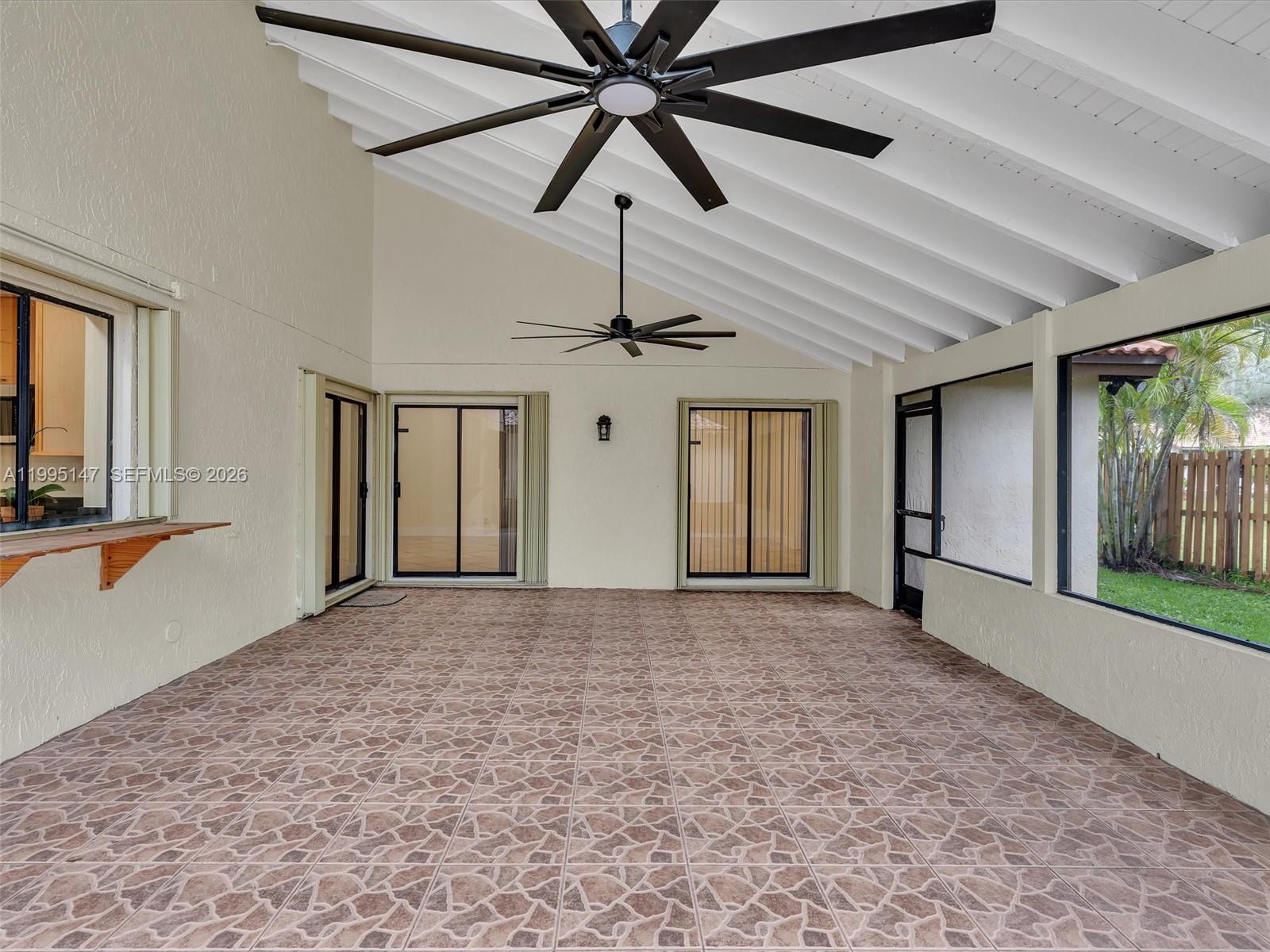 2158 Baton Rouge