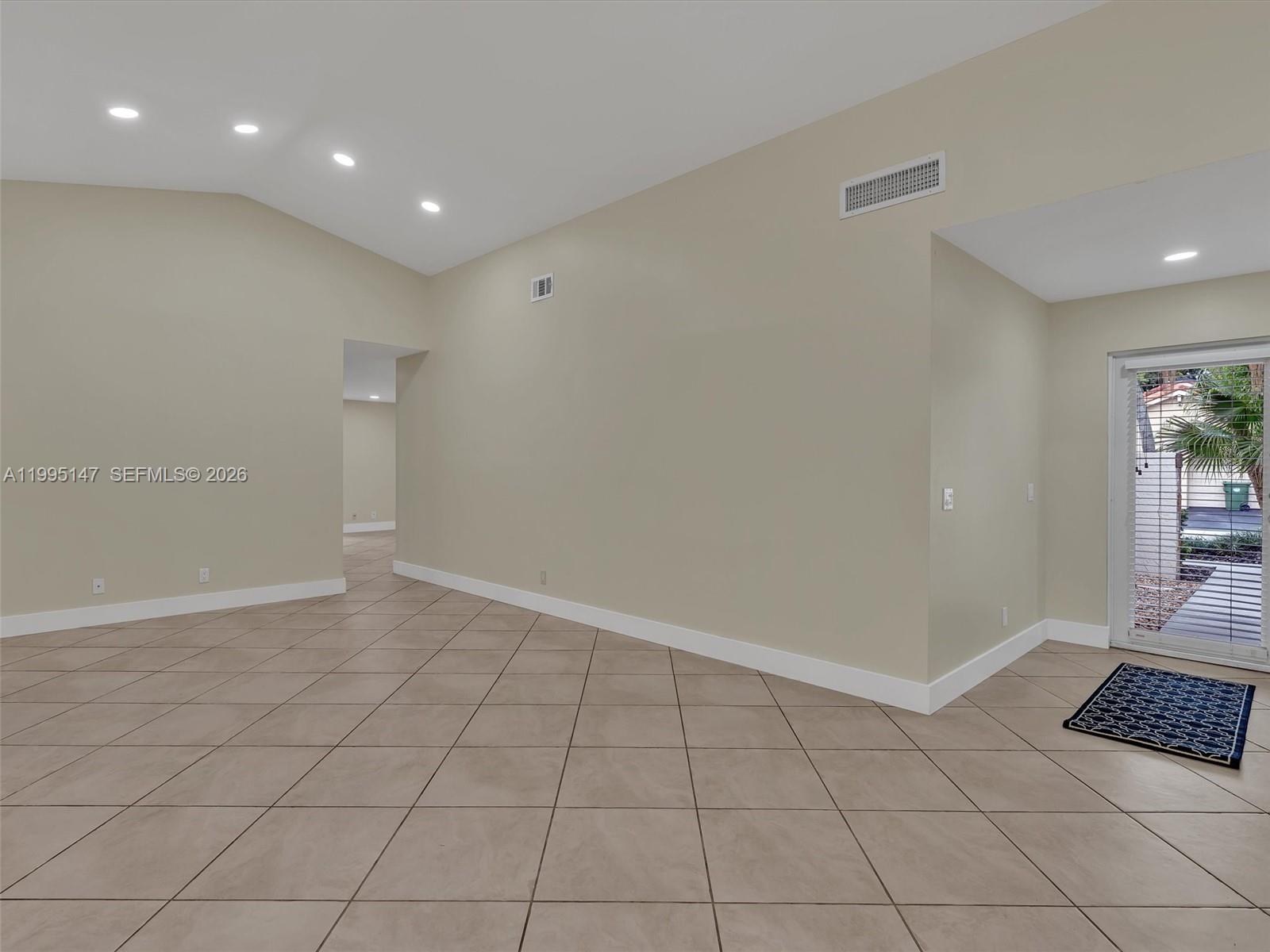 2158 Baton Rouge