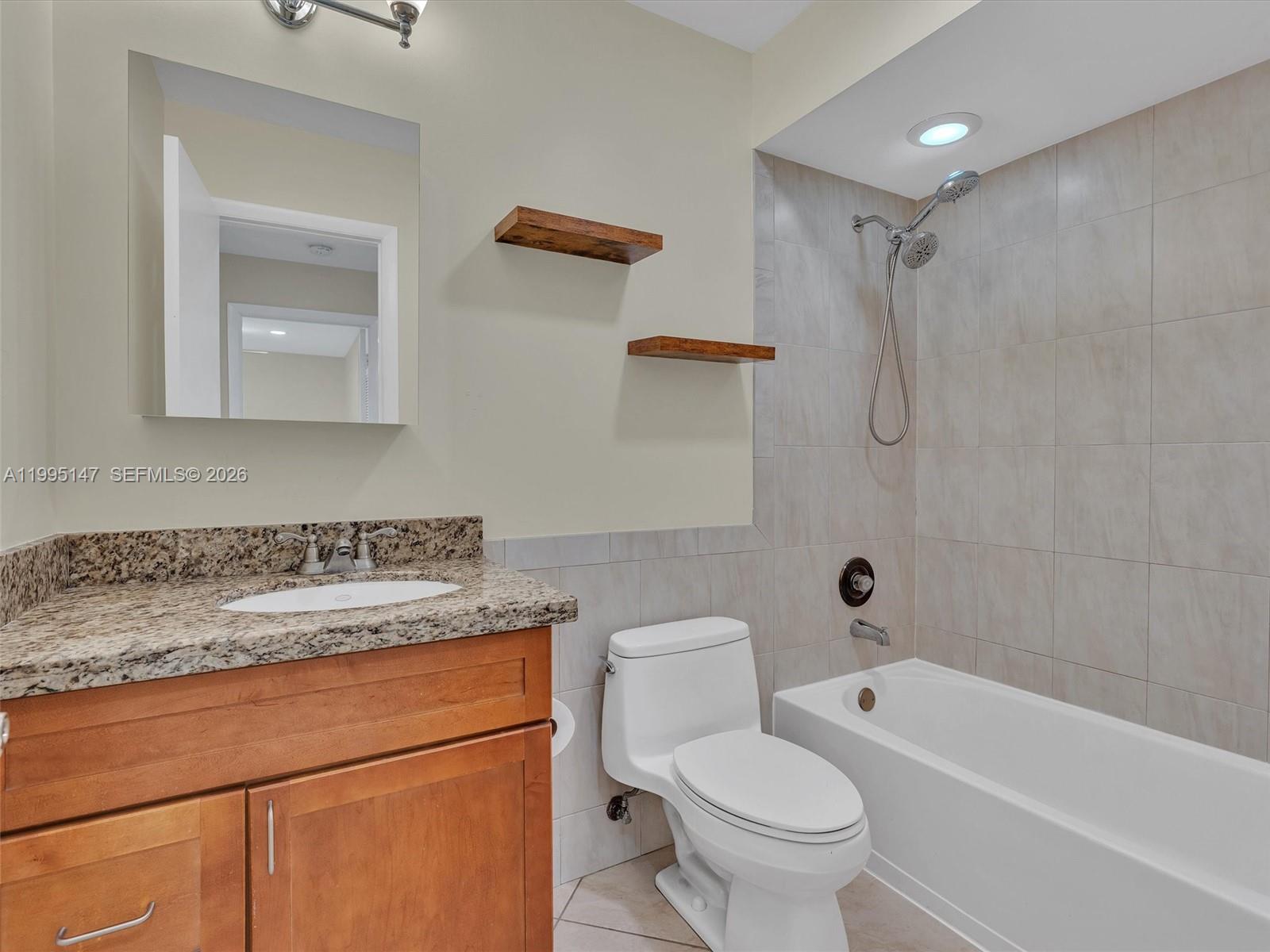 2158 Baton Rouge