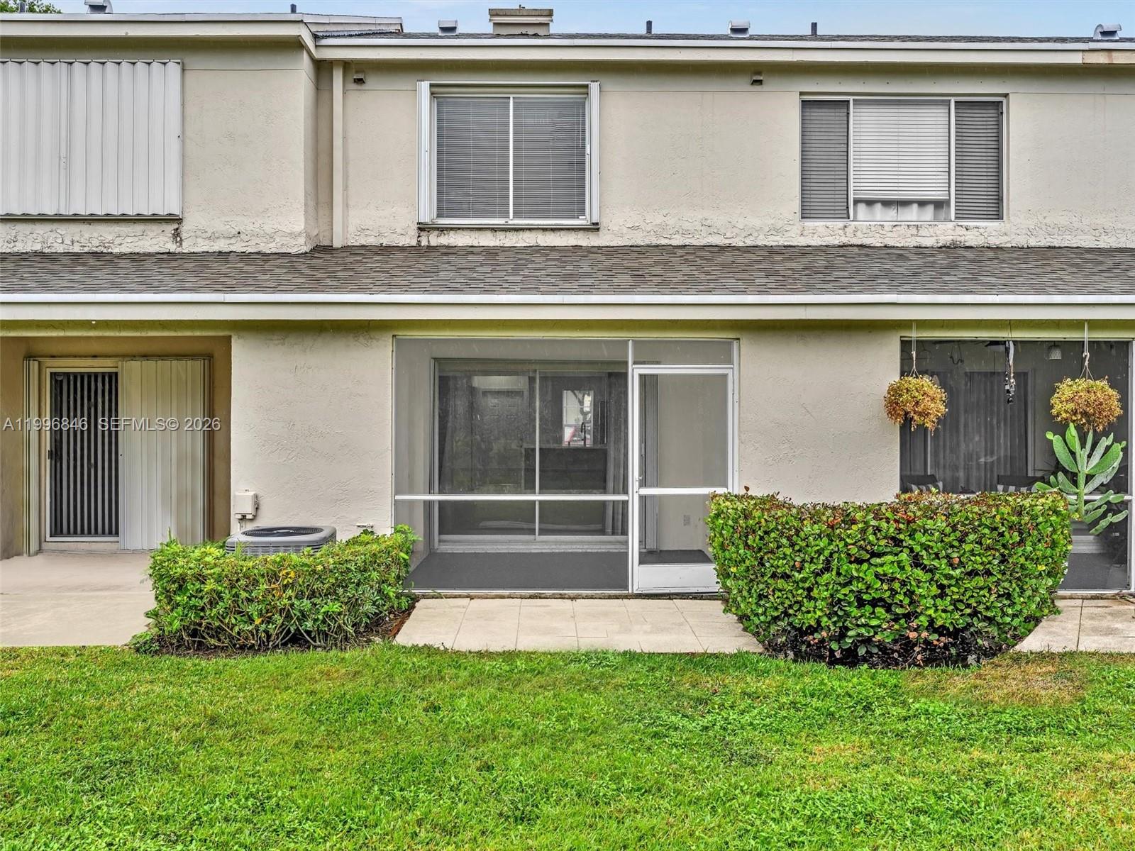 8 Key West Ct # 8
