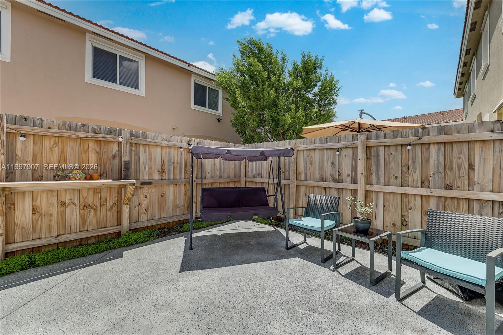 1079 SE 23rd Ter