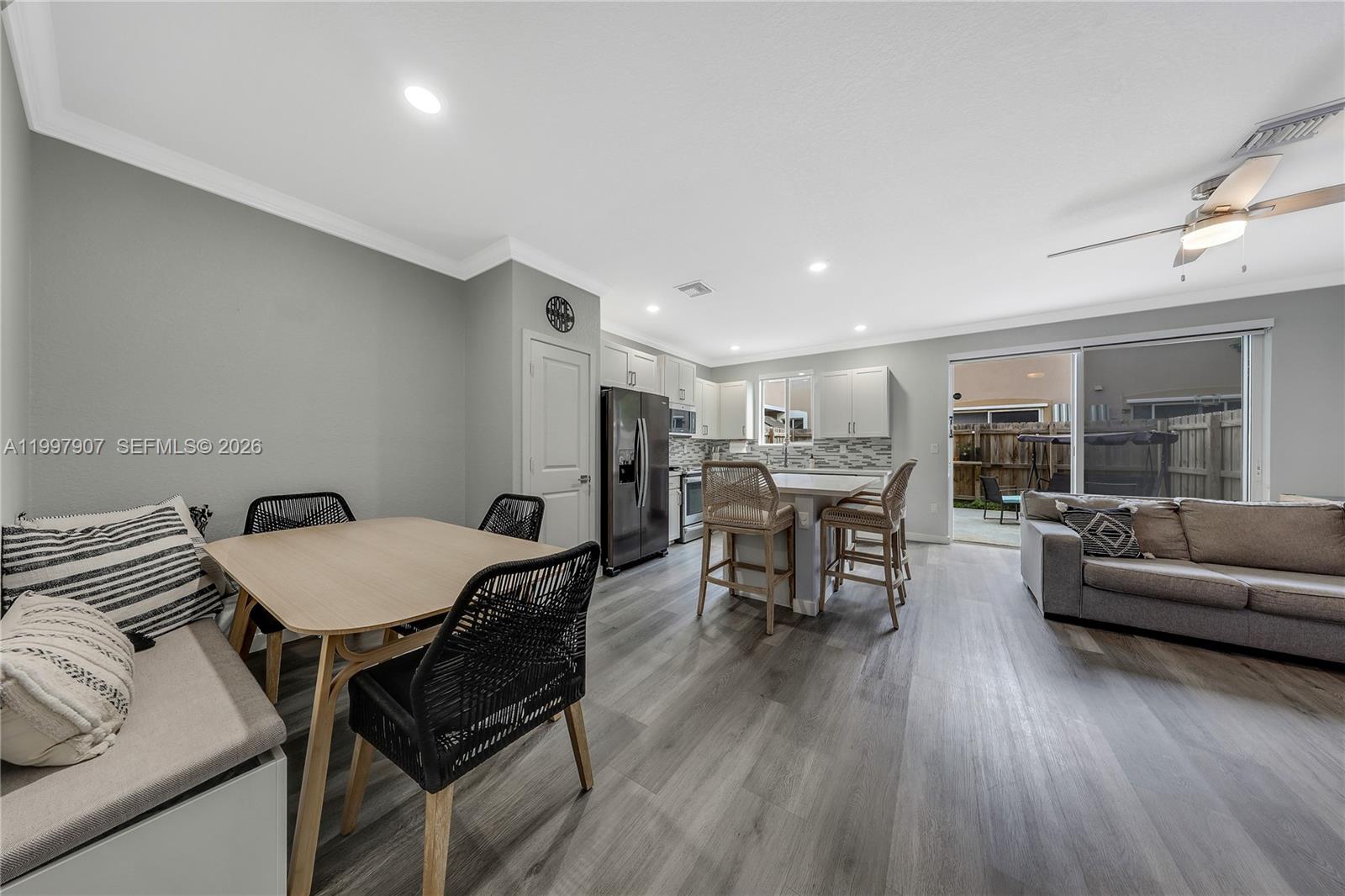 1079 SE 23rd Ter
