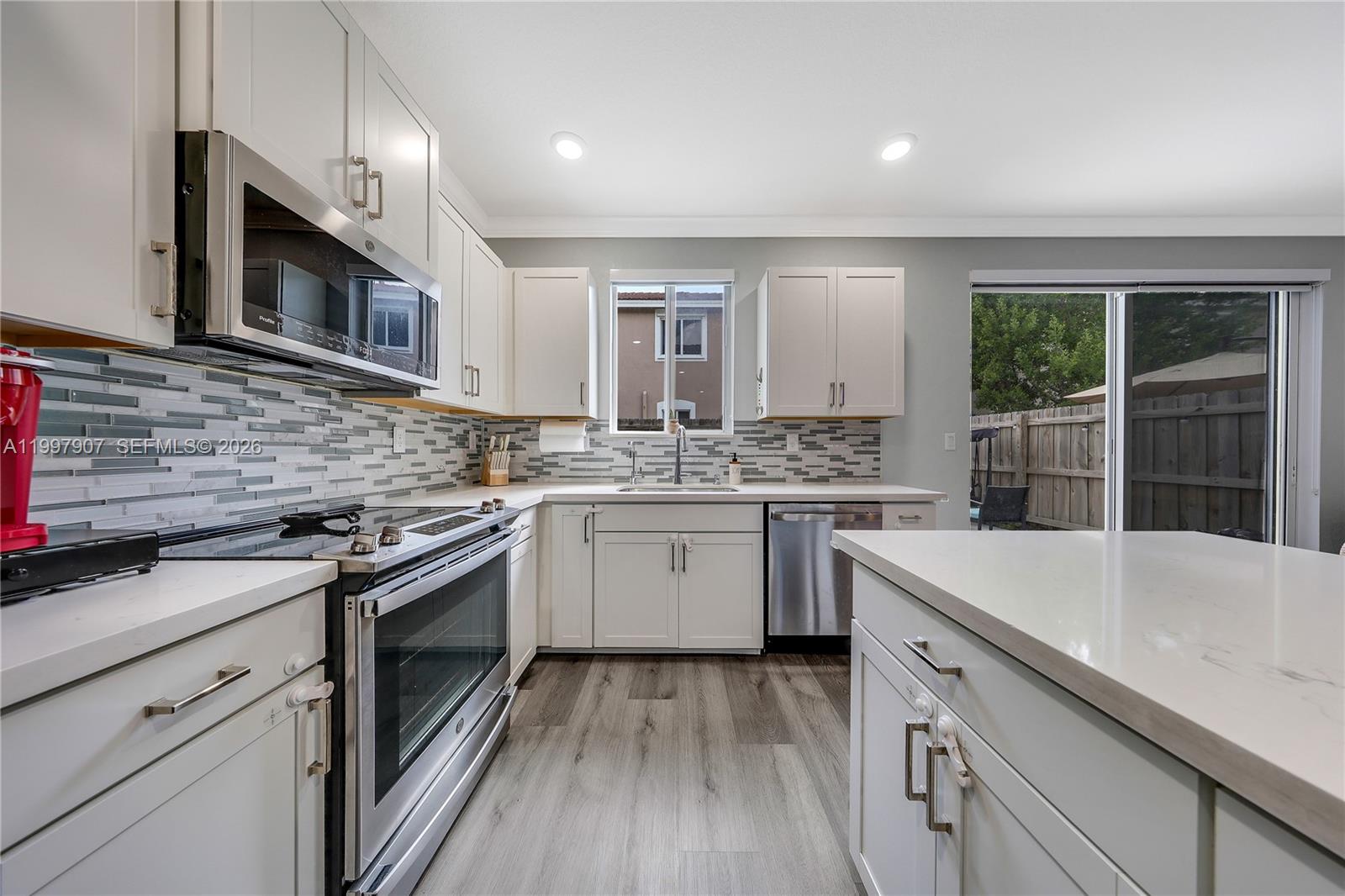 1079 SE 23rd Ter