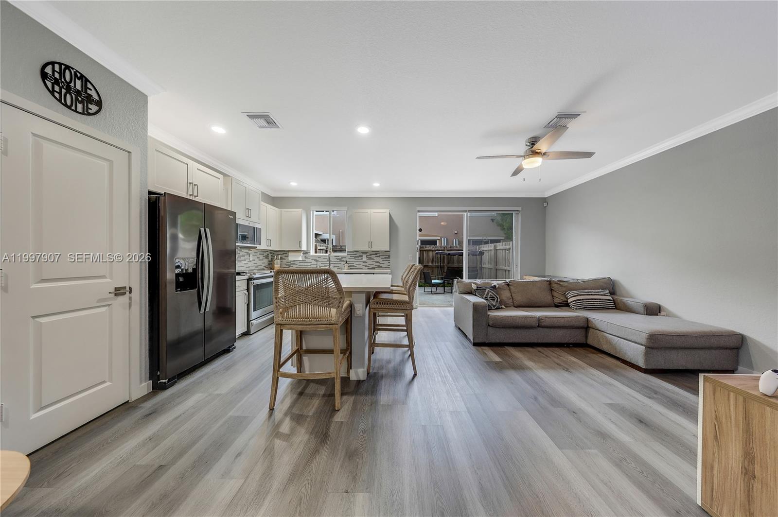 1079 SE 23rd Ter