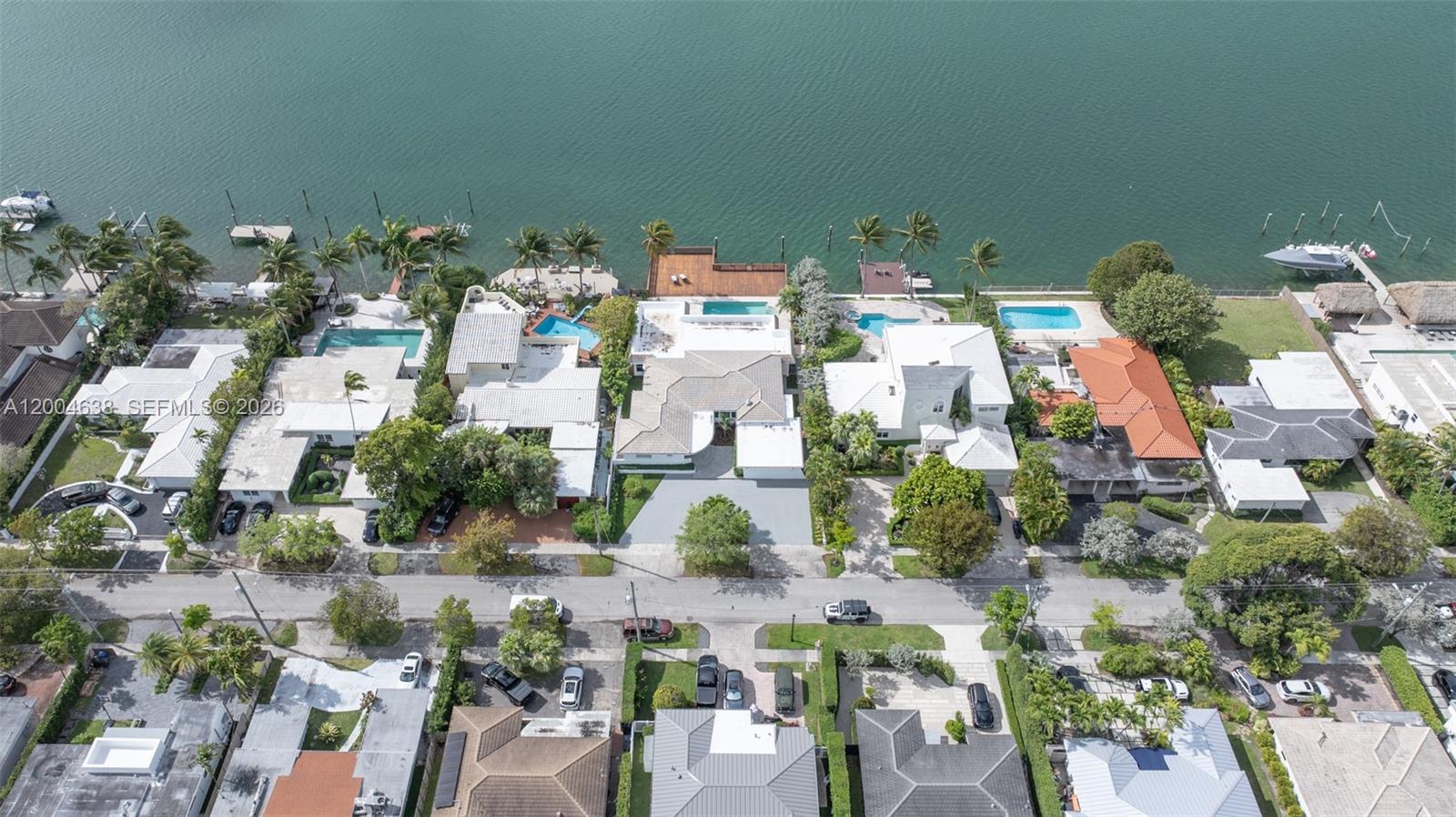 1690 Daytonia Rd
