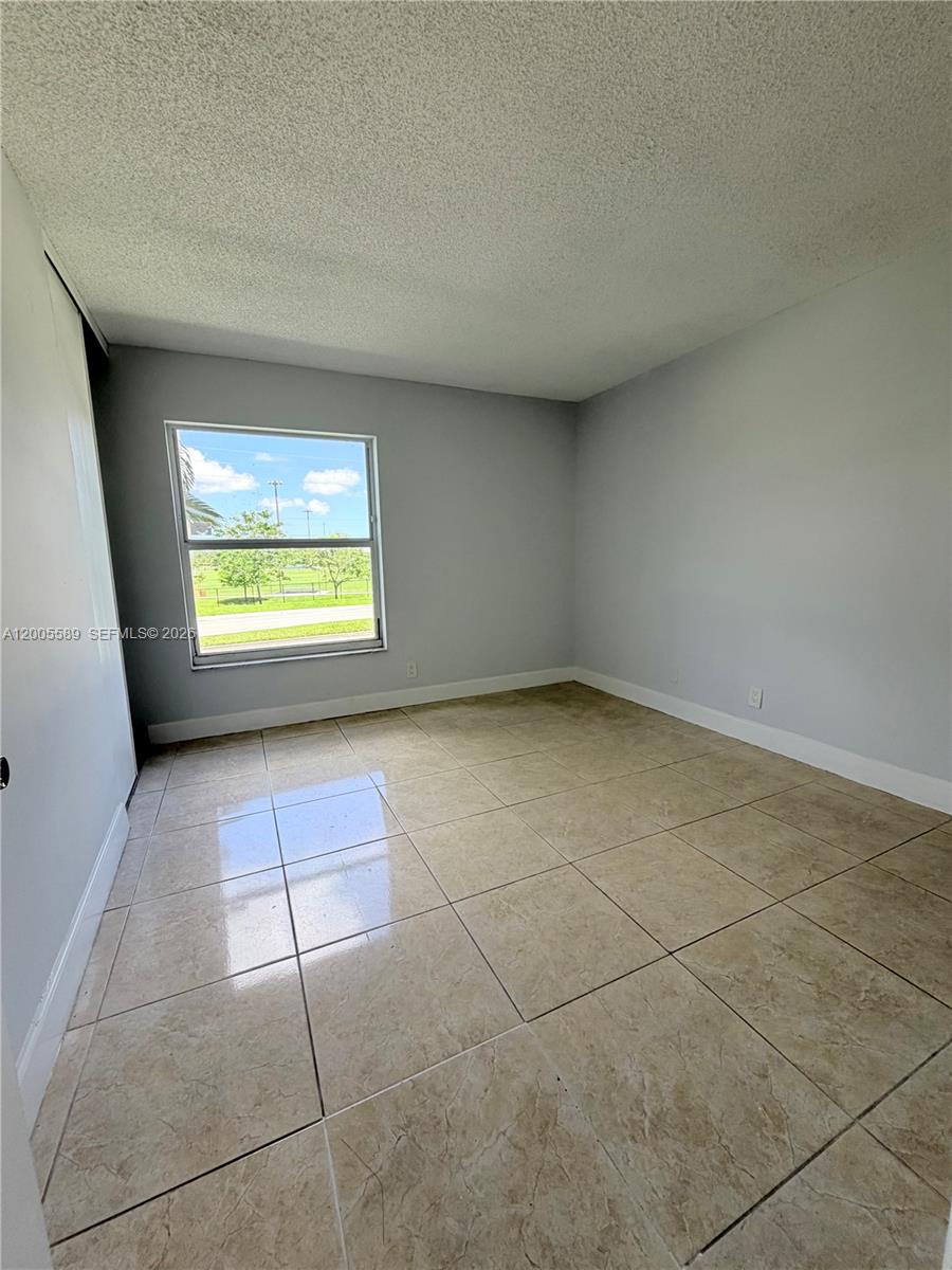 505 S Pine Island Rd # 208B