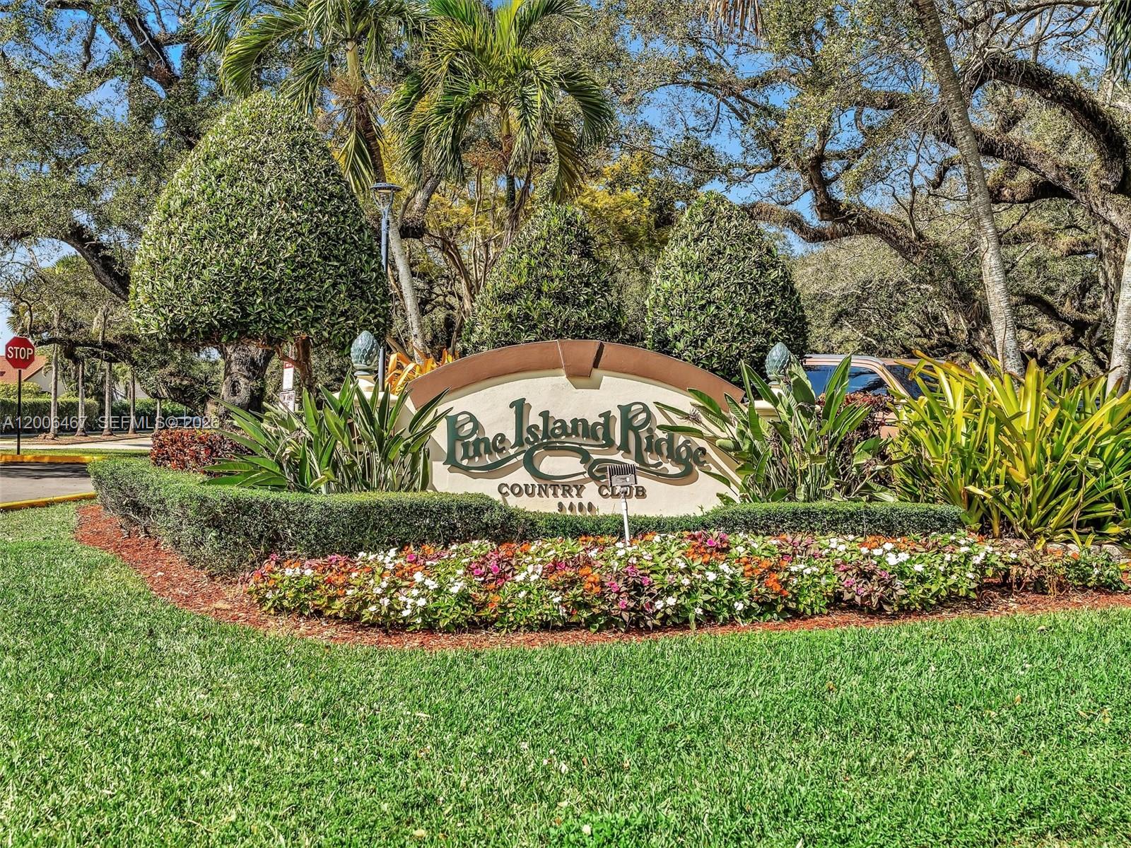 9340 Lagoon Pl # 303