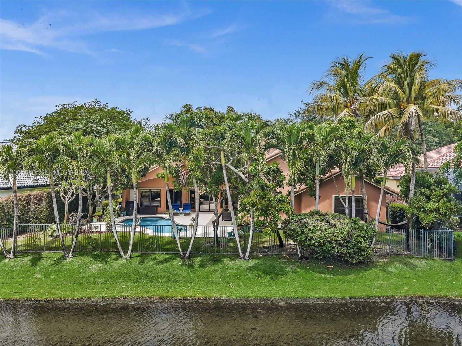 1080 Creekford Dr