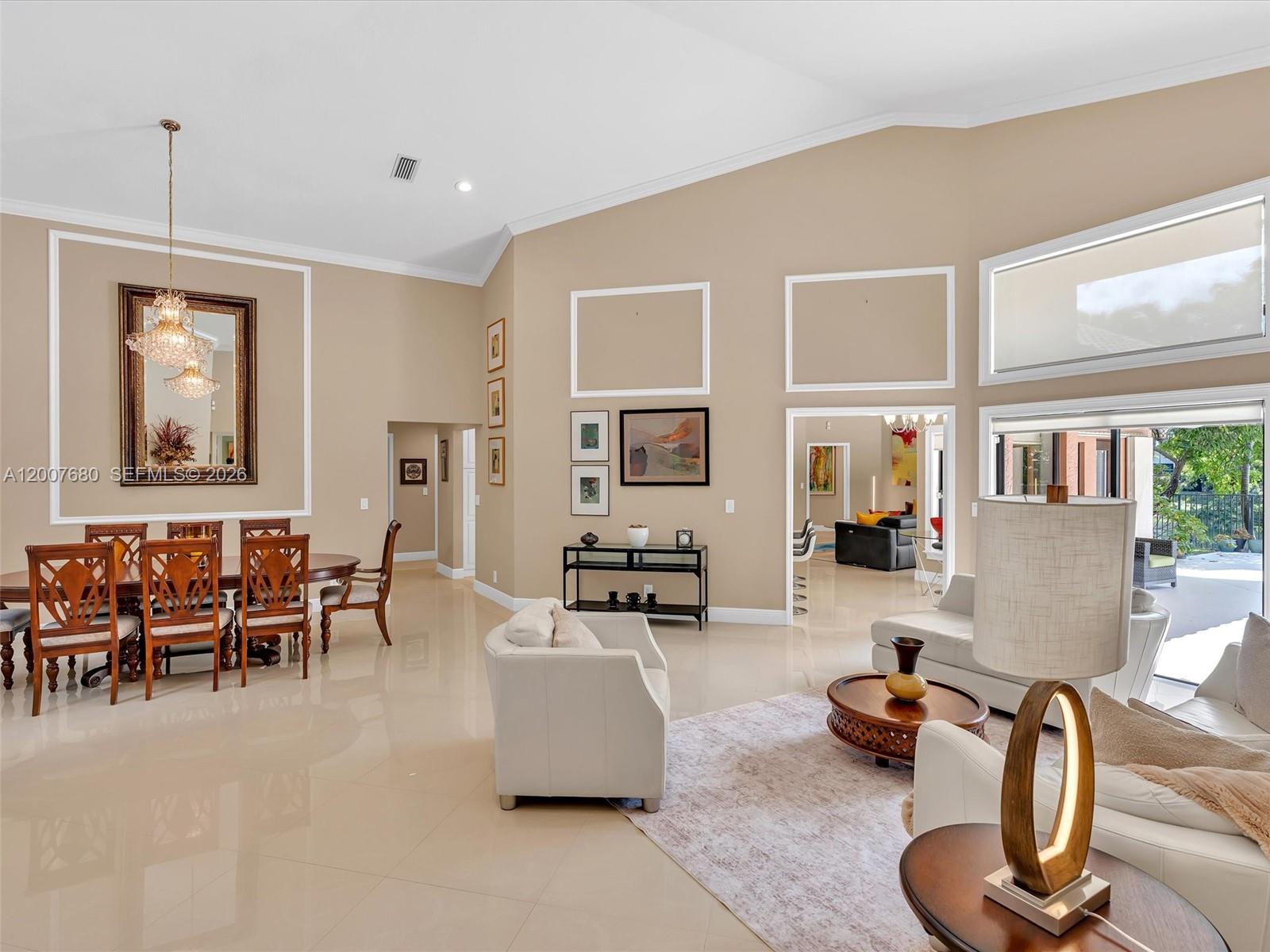 1080 Creekford Dr