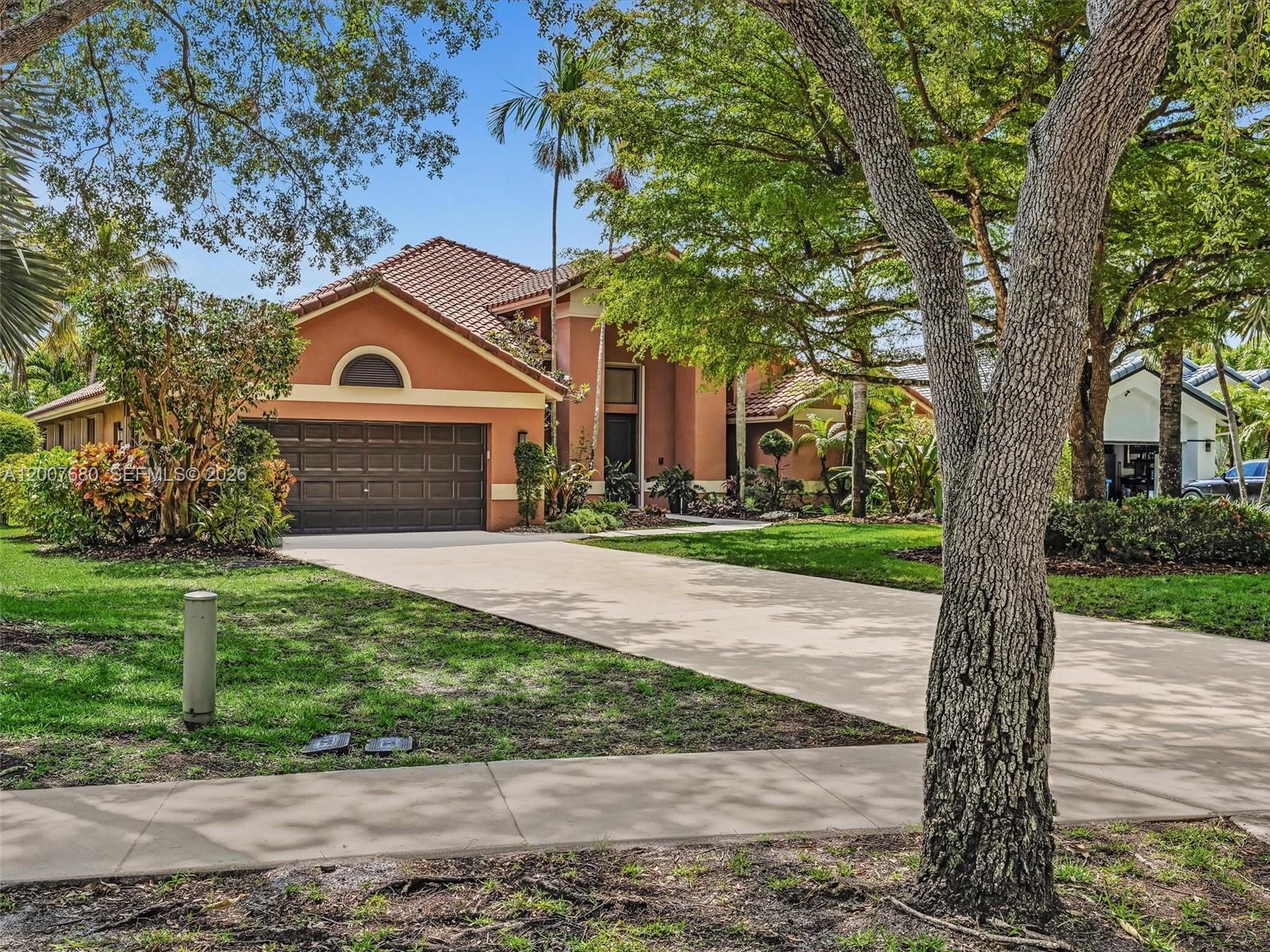 1080 Creekford Dr