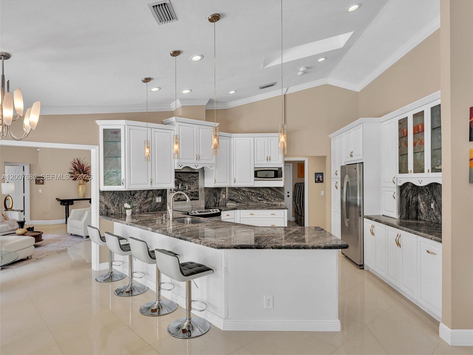 1080 Creekford Dr