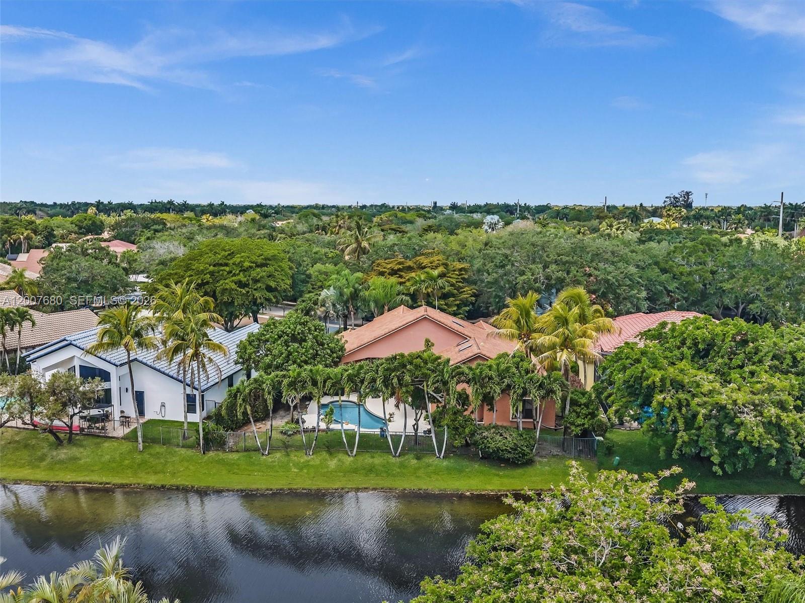 1080 Creekford Dr