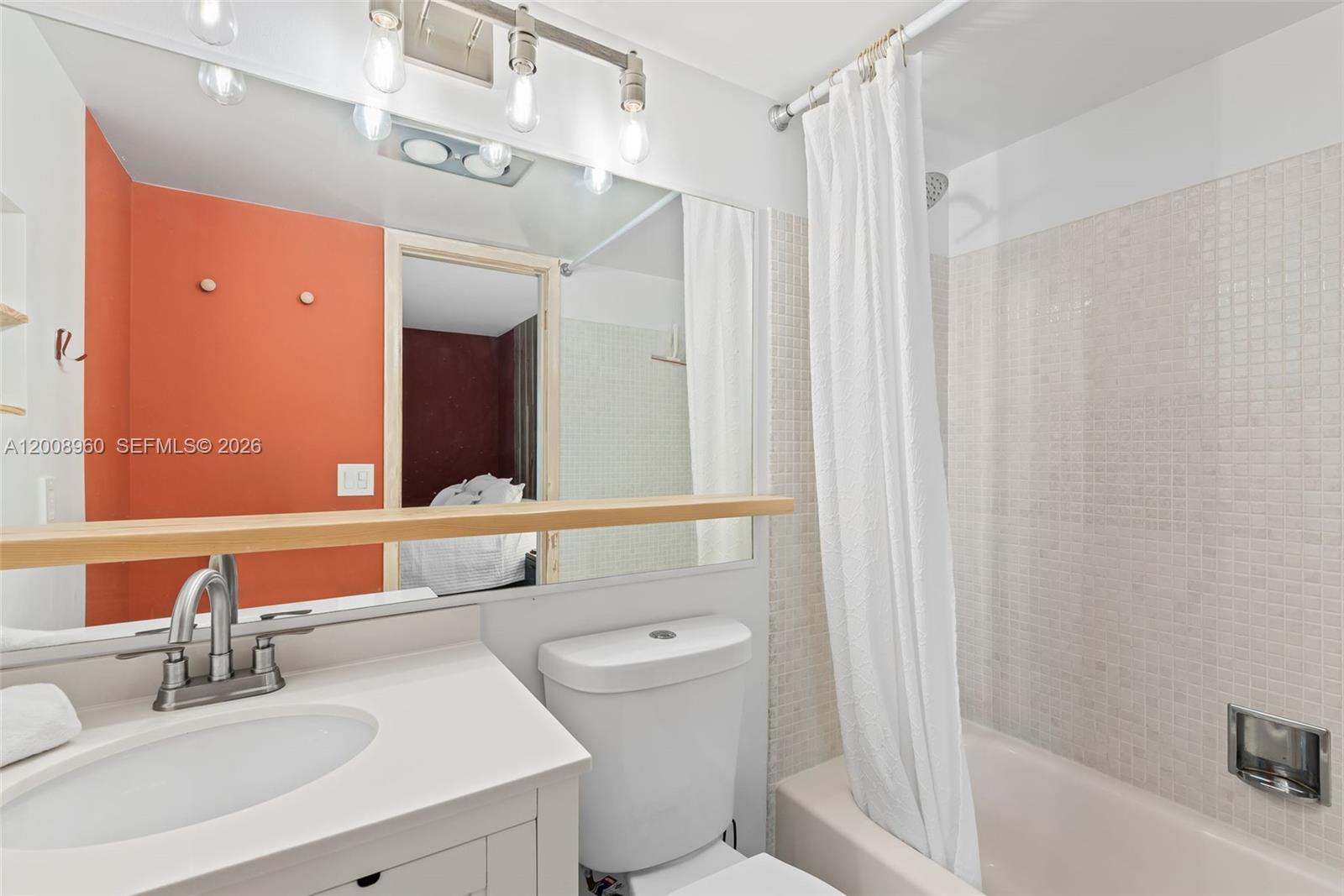 2130 Cambridge F # 2130