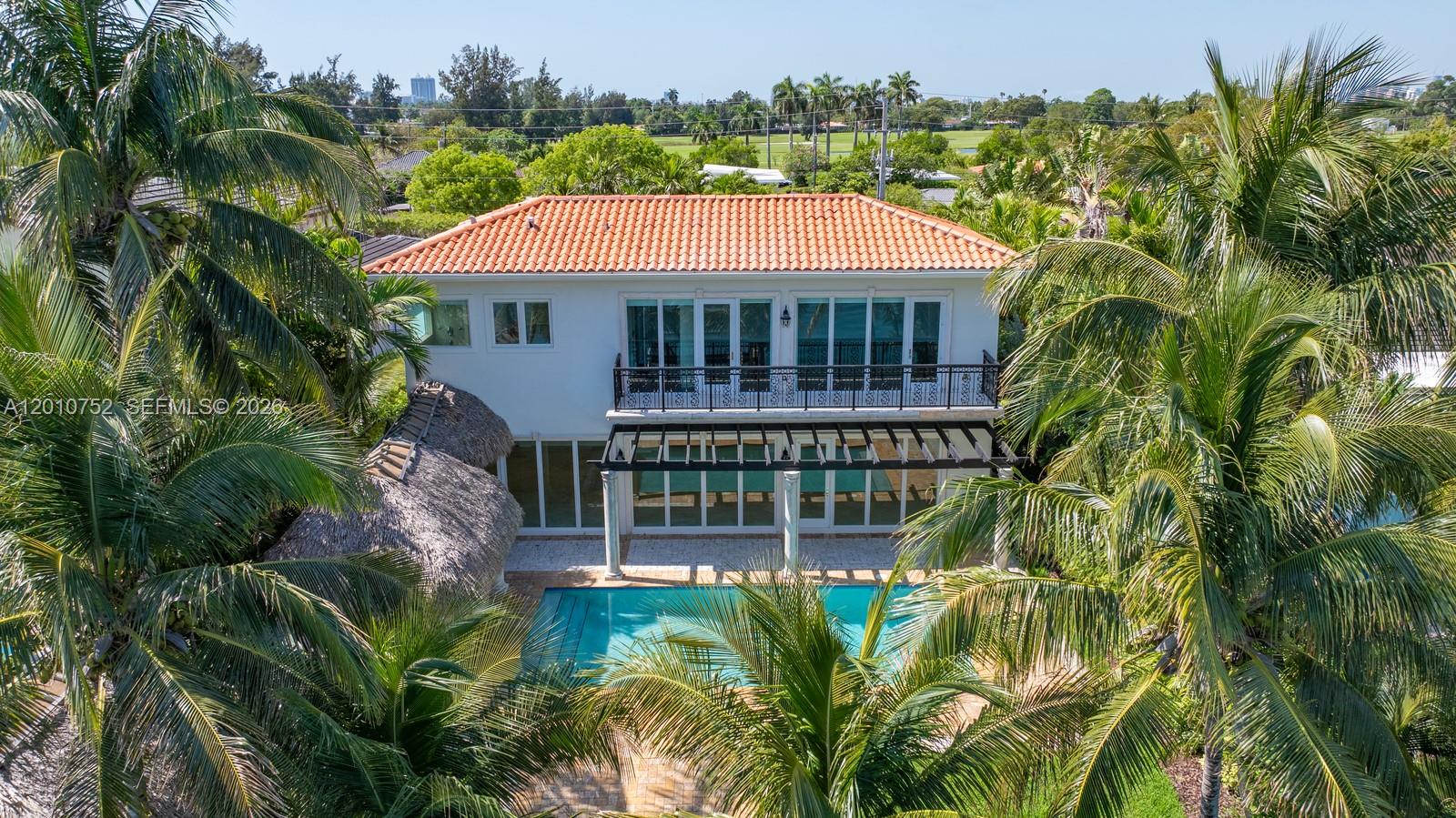 425 N Shore Dr