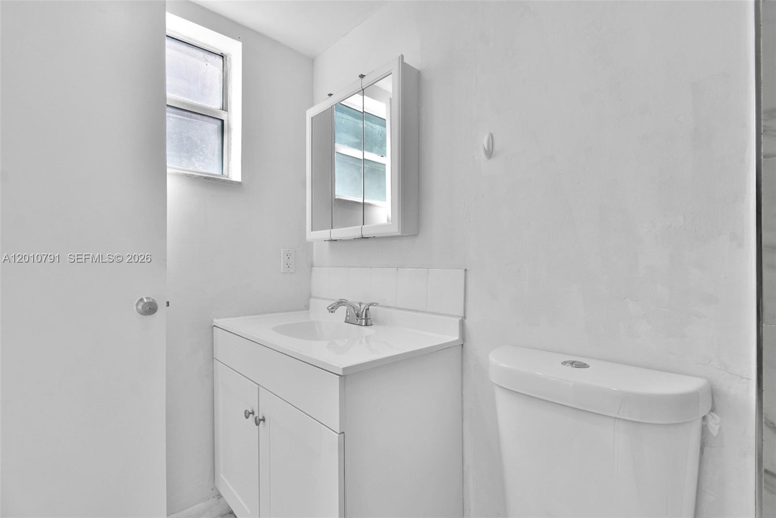 618 Euclid Ave # 303