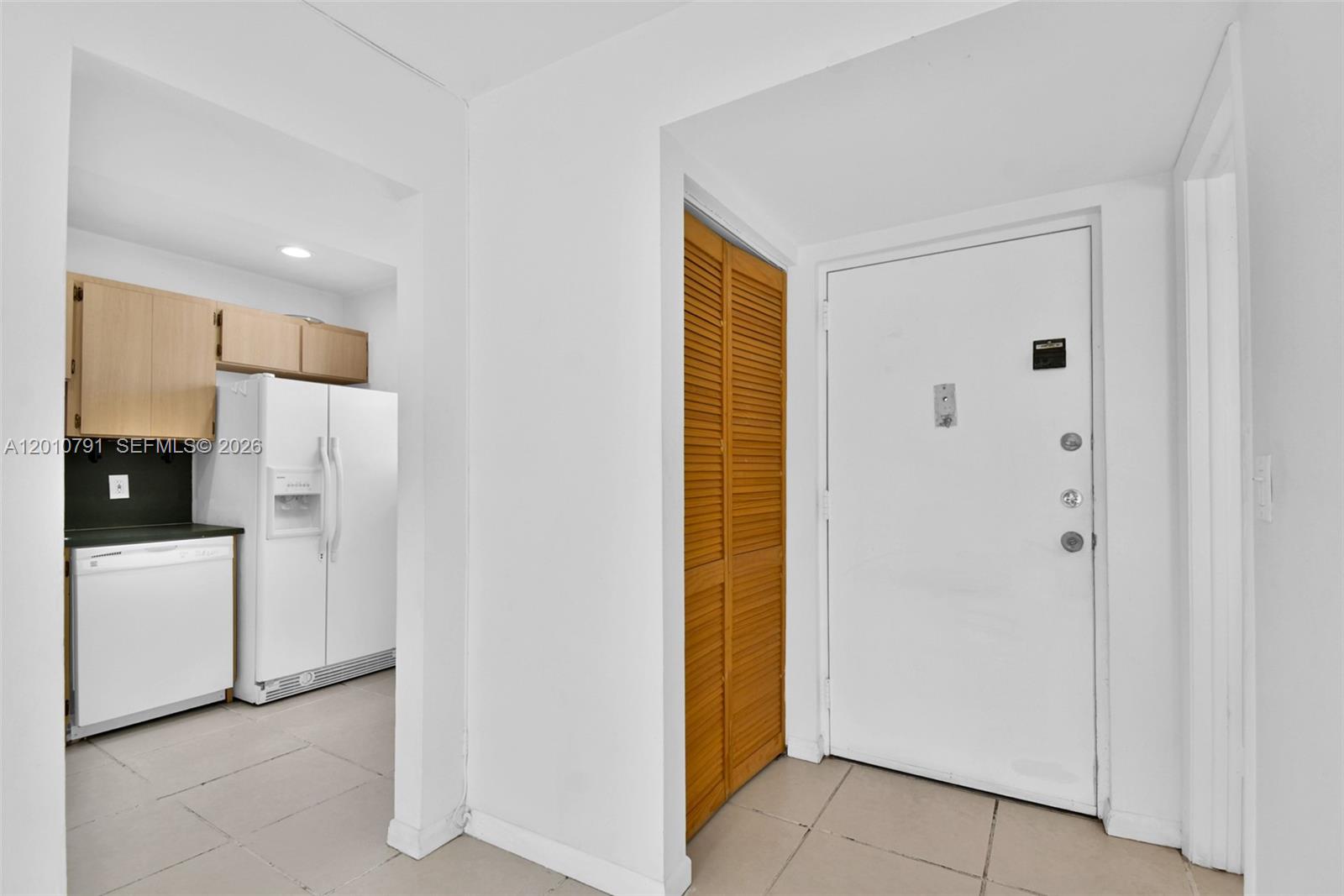 618 Euclid Ave # 303