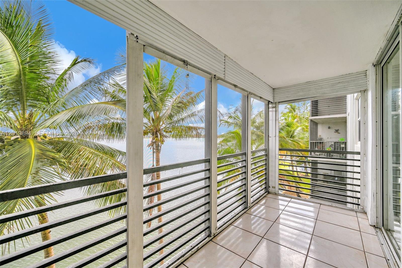 1075 NE Miami Gardens Dr Unit: 408