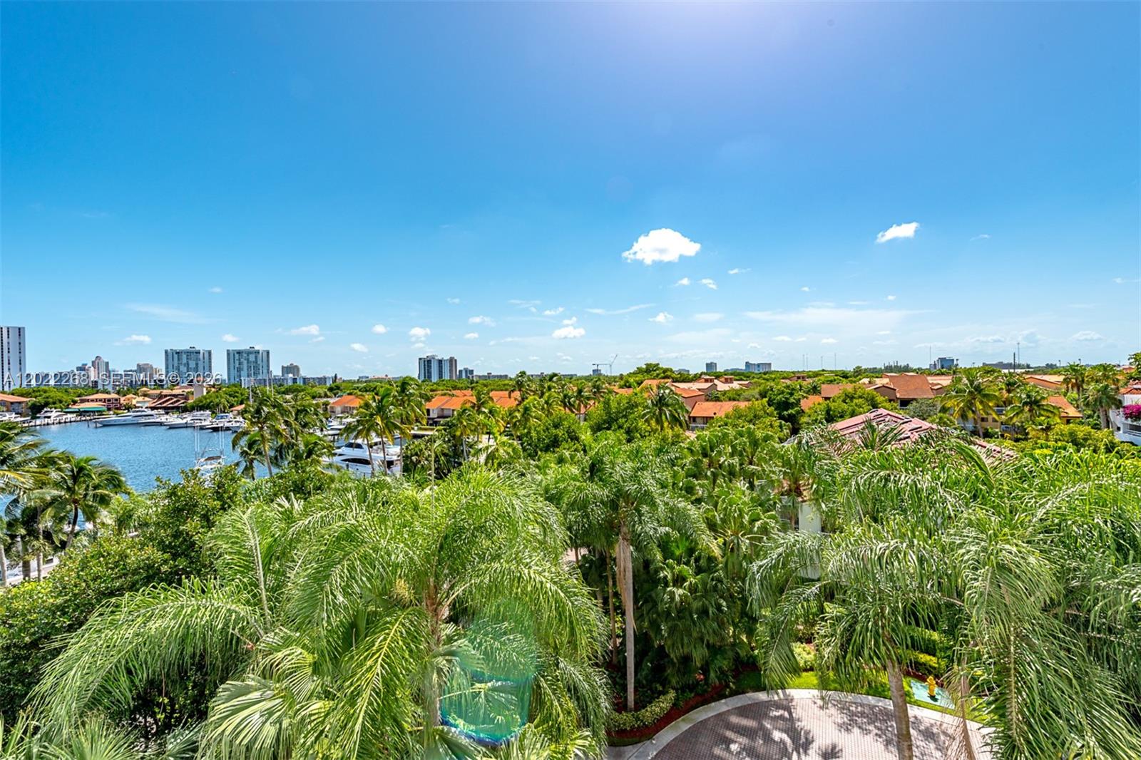 3610 Yacht Club Dr # 511